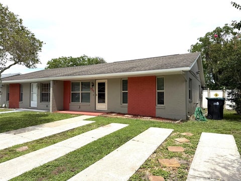 Photo of 731 Hummingbird Lane, Orlando, FL 32825 (MLS # S5151156)