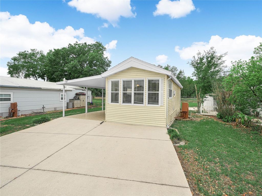 Photo of 6 Silversides Street, Lake Wales, FL 33898 (MLS # K4903352)