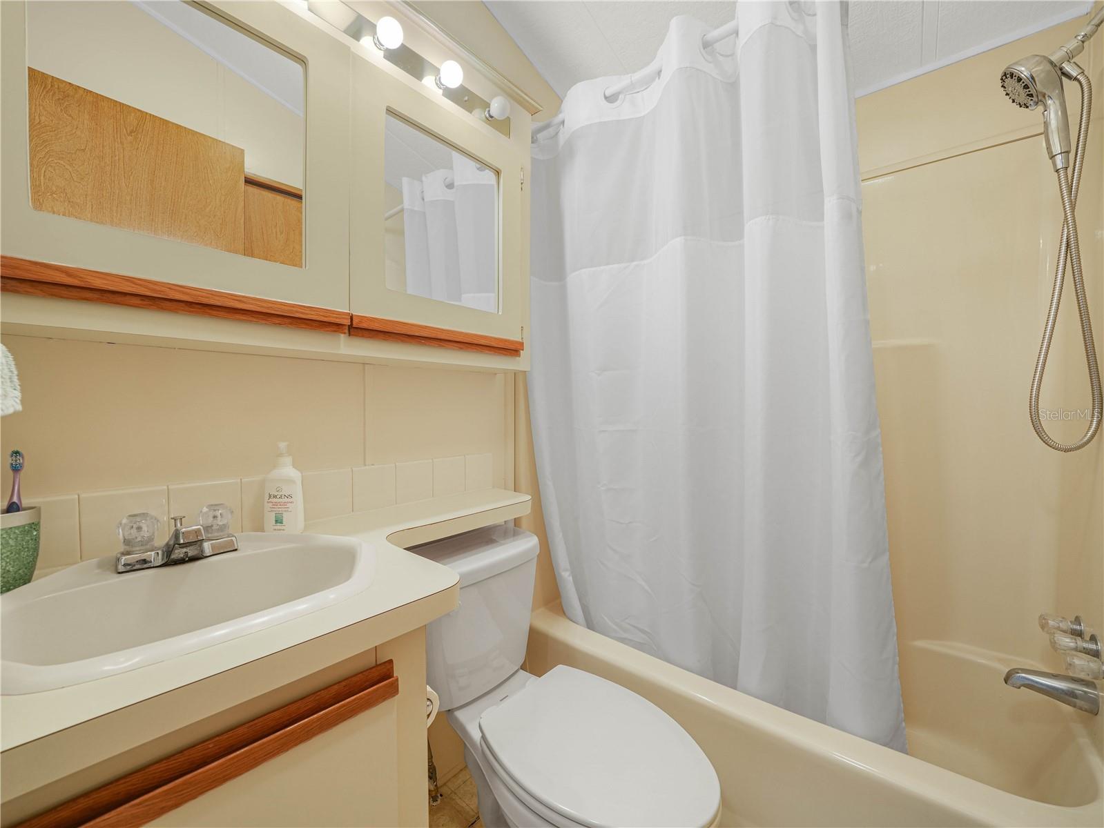 SADDLEBAG - Residential