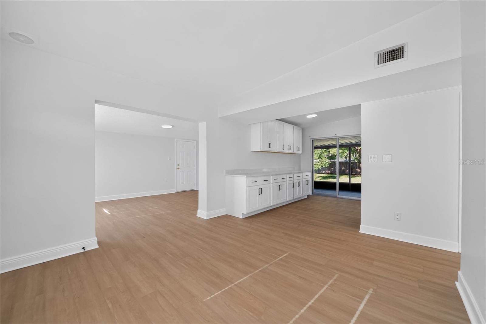 1606 FOXBOWER ROAD