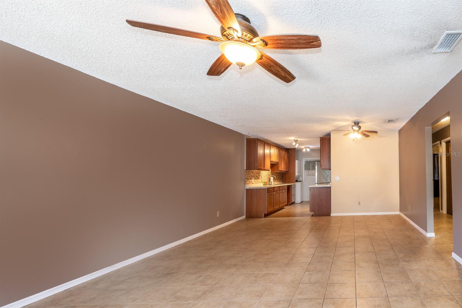 TAVARES RIDGE CONDO - Residential