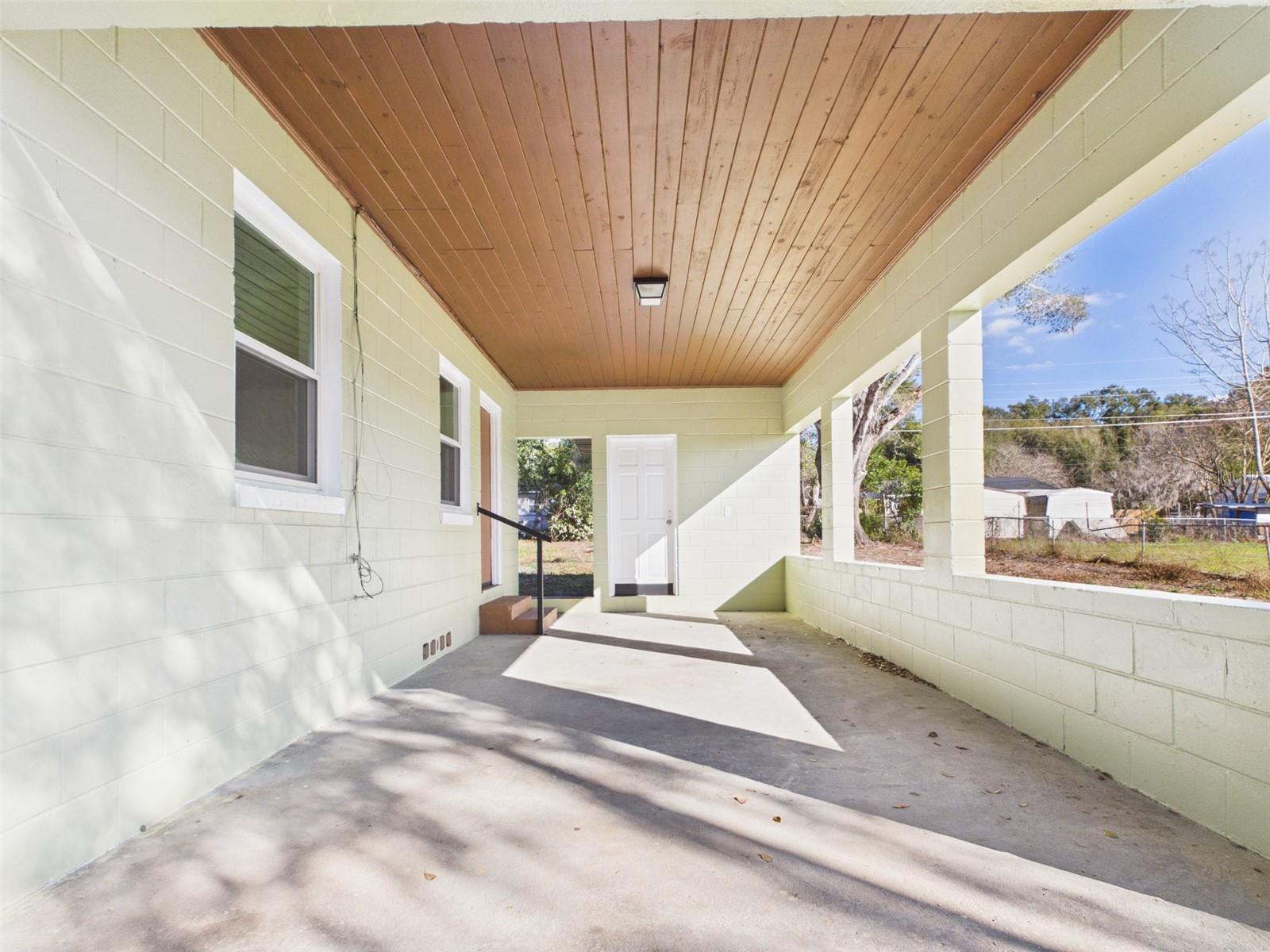 FLOYDS ADD 01 - Residential