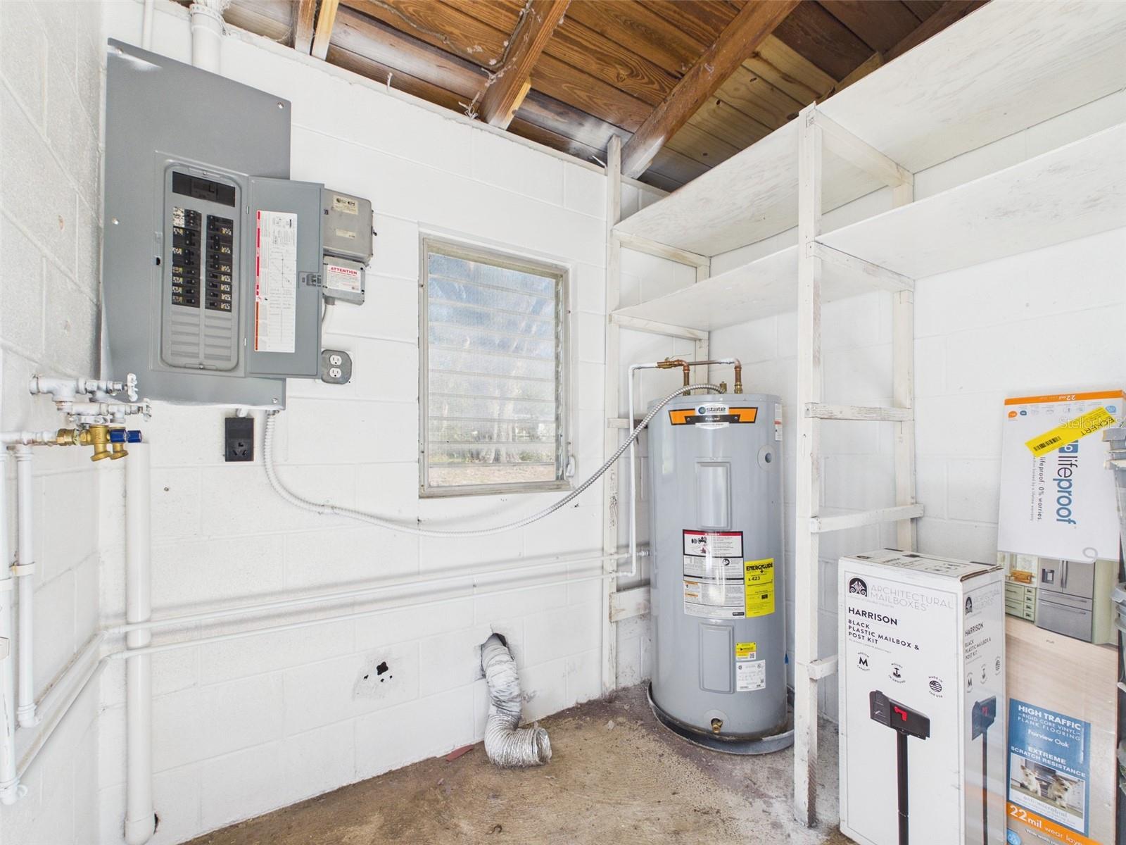 FLOYDS ADD 01 - Residential