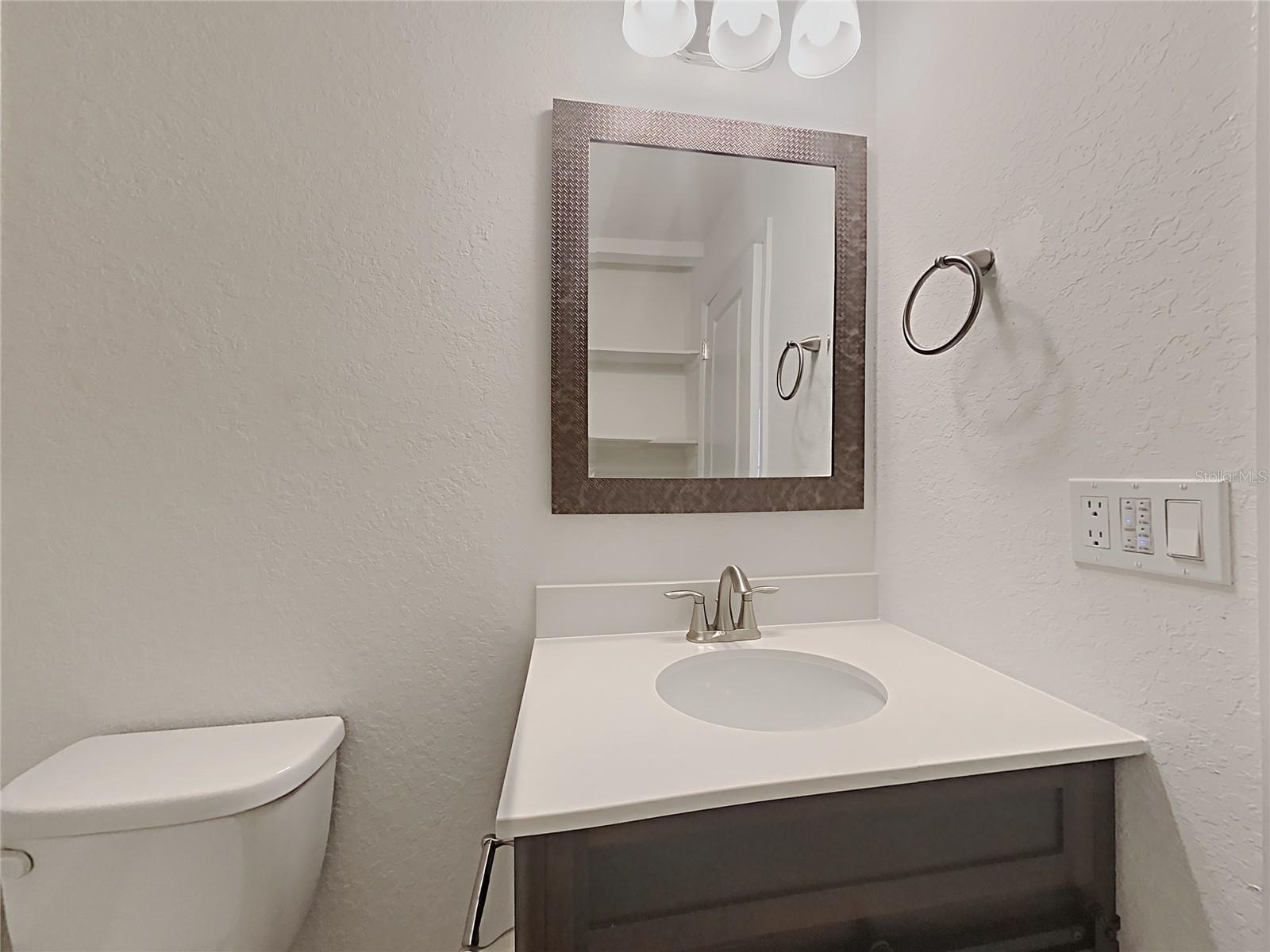 HIBISCUS GARDENS - Residential Income