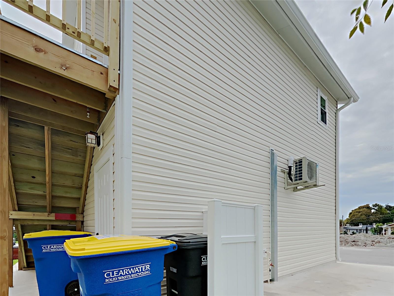 HIBISCUS GARDENS - Residential Income