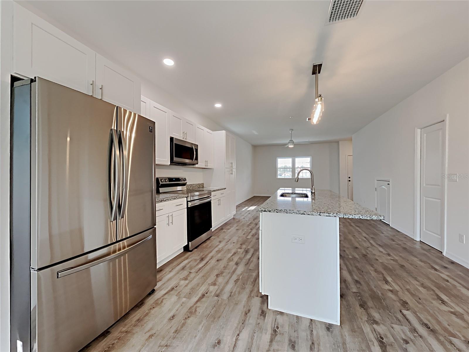 HIBISCUS GARDENS - Residential Income