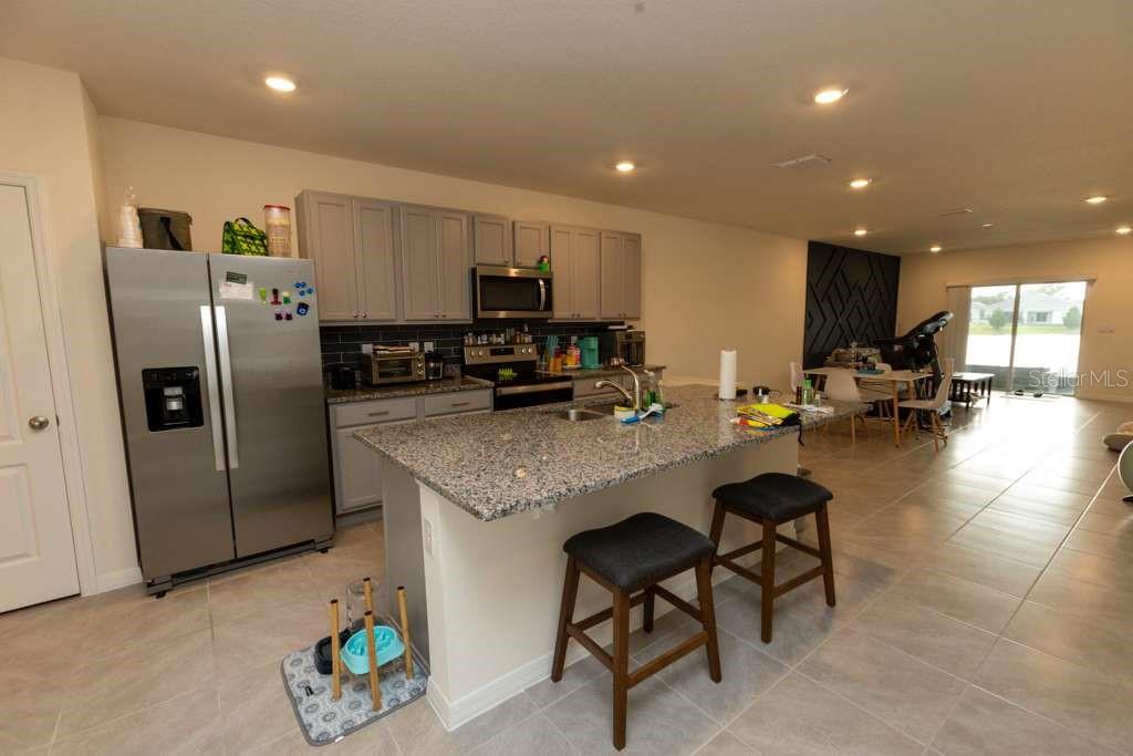 SUNCREST - Residential Lease