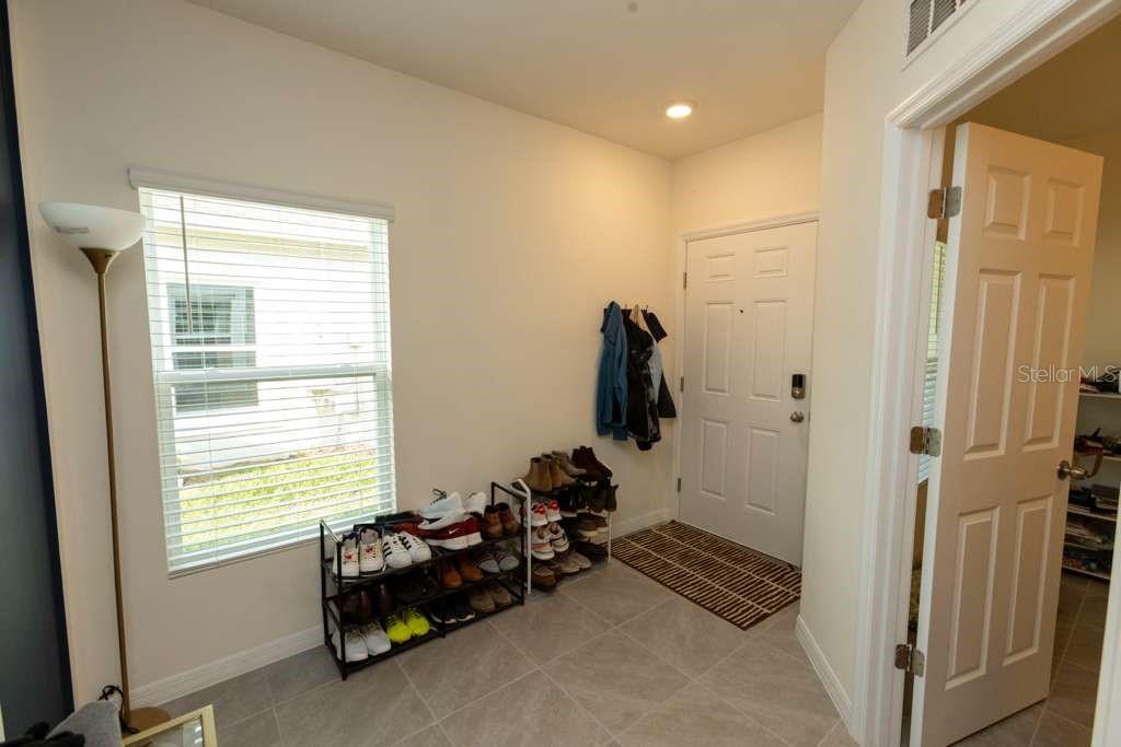 SUNCREST - Residential Lease