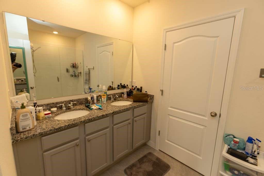 SUNCREST - Residential Lease