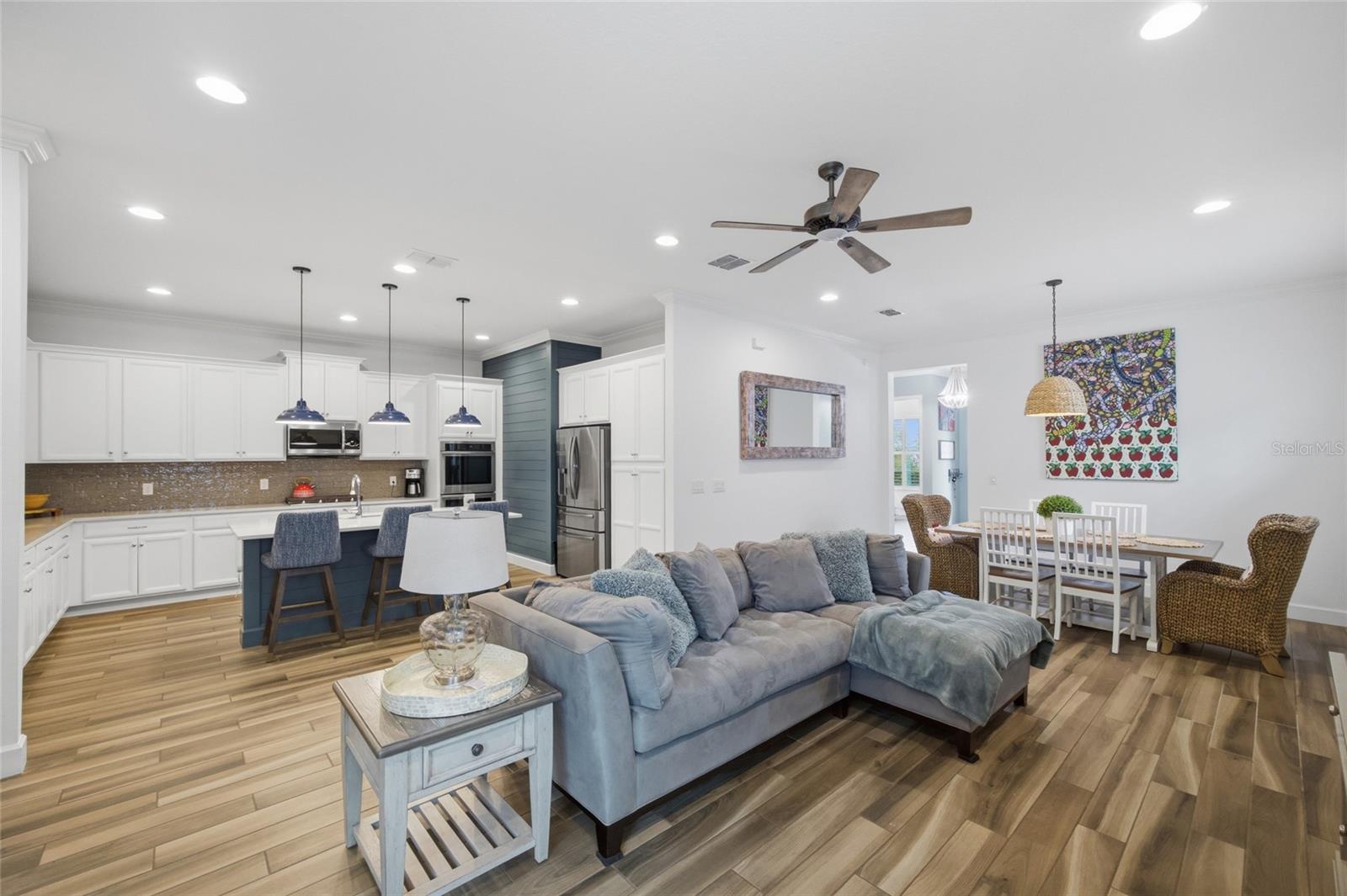 MIRABAY PARCELS 21 & 23 - Residential