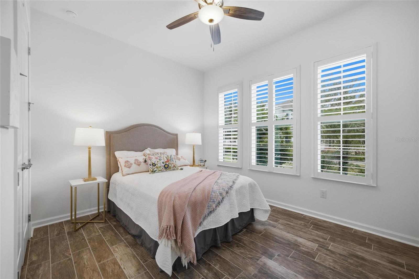 MIRABAY PARCELS 21 & 23 - Residential