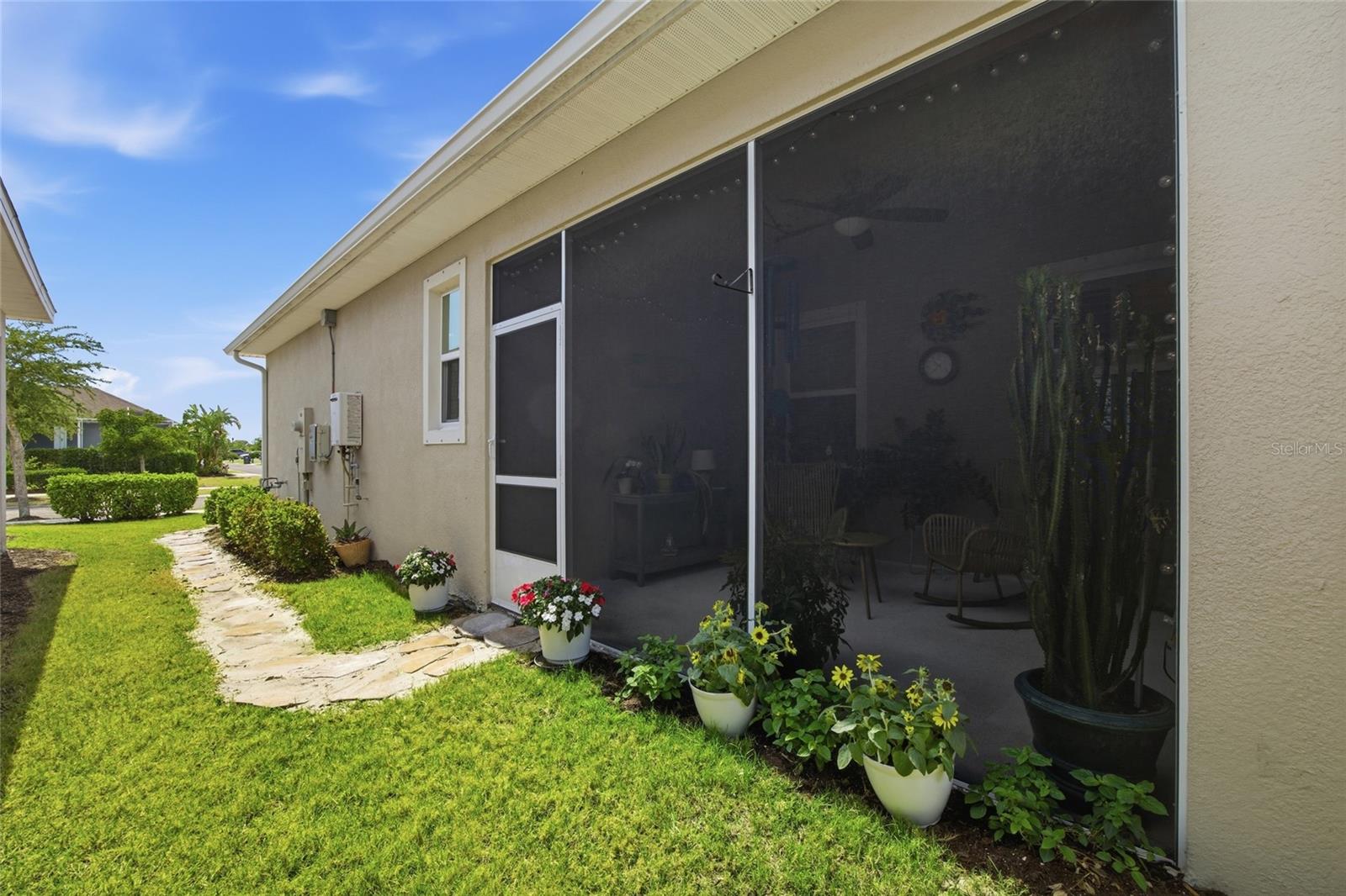 MIRABAY PARCELS 21 & 23 - Residential