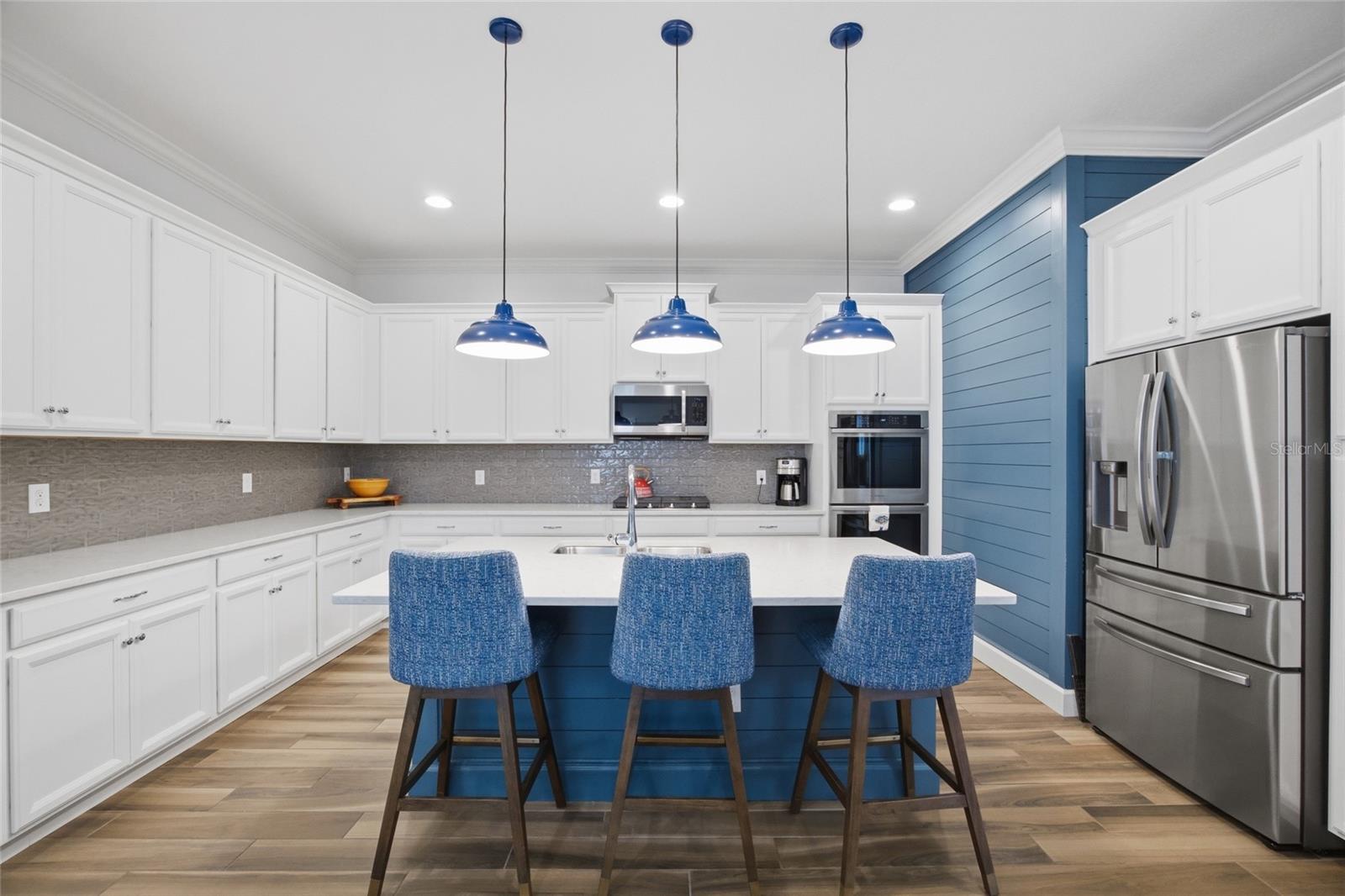 MIRABAY PARCELS 21 & 23 - Residential