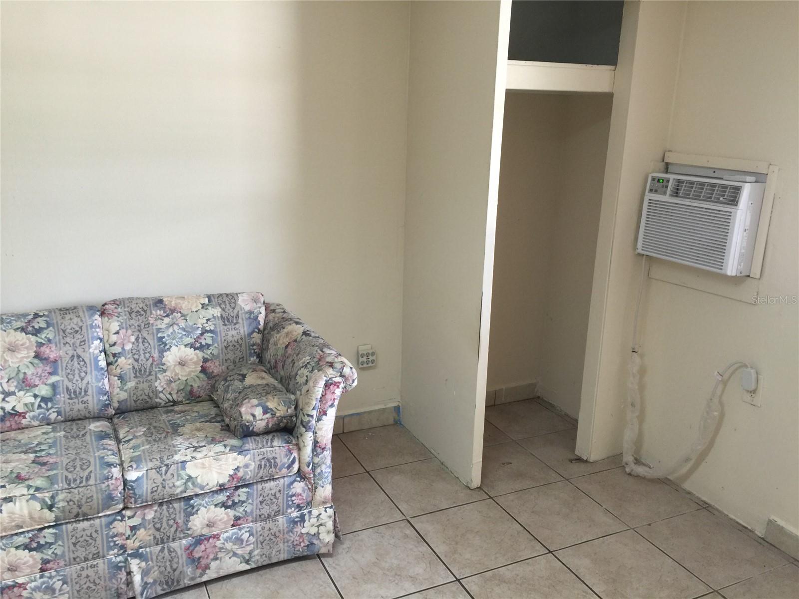 AIRPORT REV - Residential Income