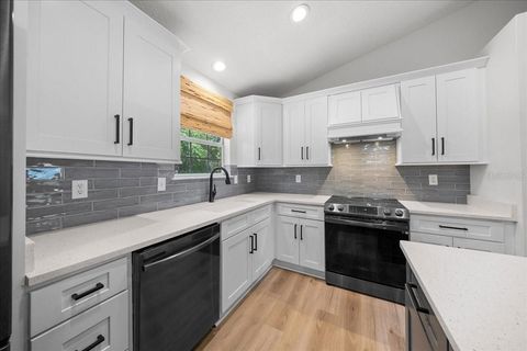 Tiny photo for 5214 SE 113th Place, Belleview, FL 34420 (MLS # OM721830)