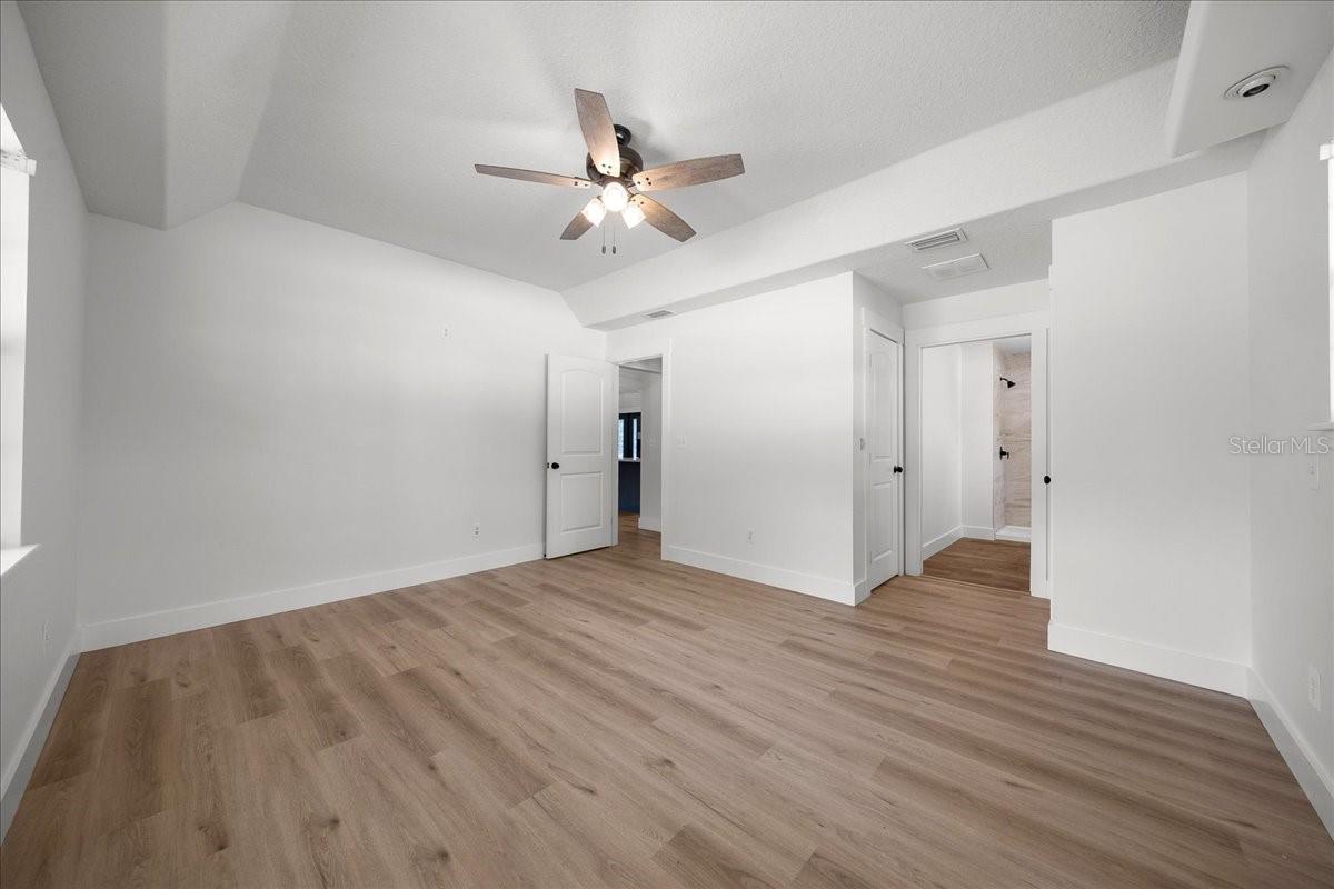 STONEGATE ESTATE - Residential