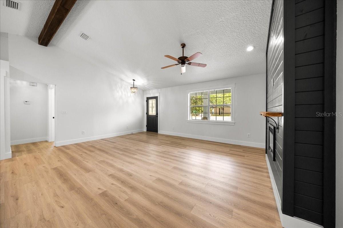 STONEGATE ESTATE - Residential