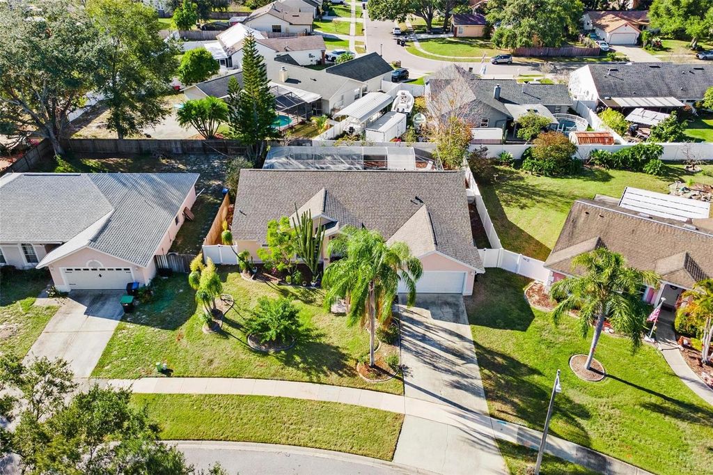 Photo of 222 Killington Court, Orlando, FL 32835 (MLS # G5105927)