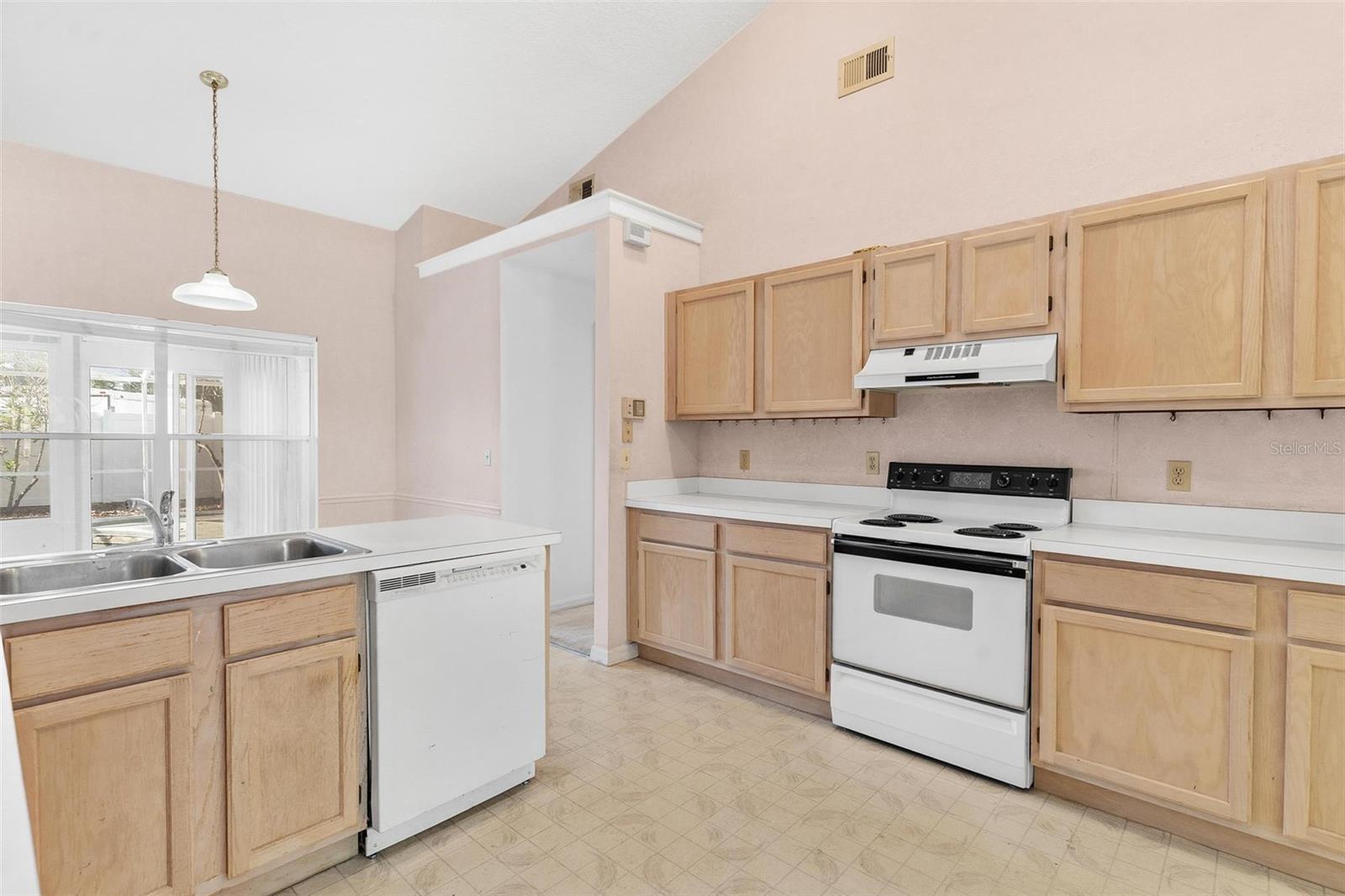 WINTER HILL - Residential