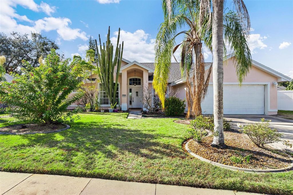 Photo of 222 Killington Court, Orlando, FL 32835 (MLS # G5105927)
