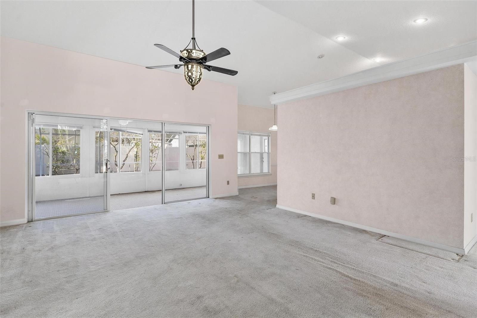 WINTER HILL - Residential