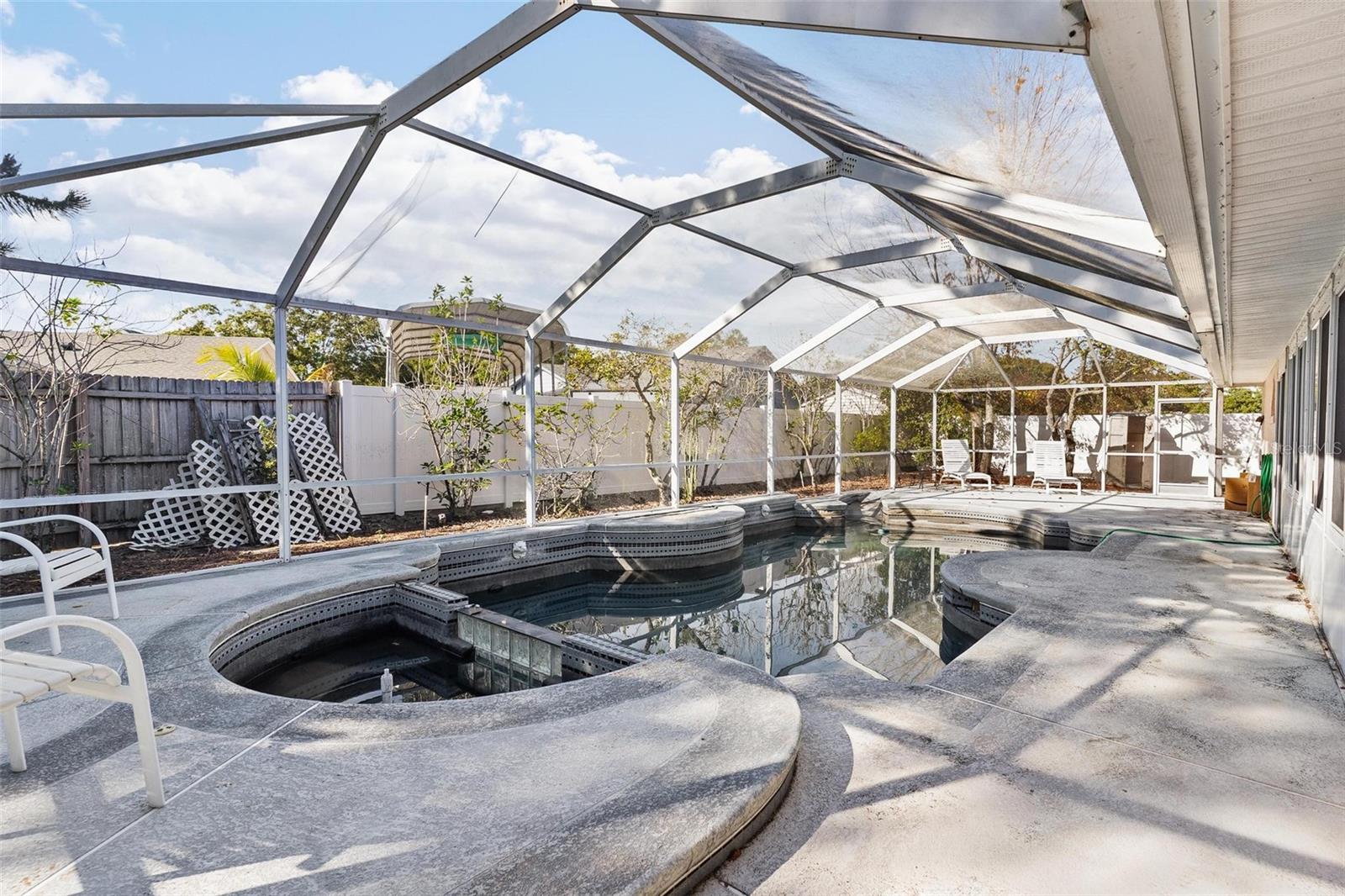 WINTER HILL - Residential