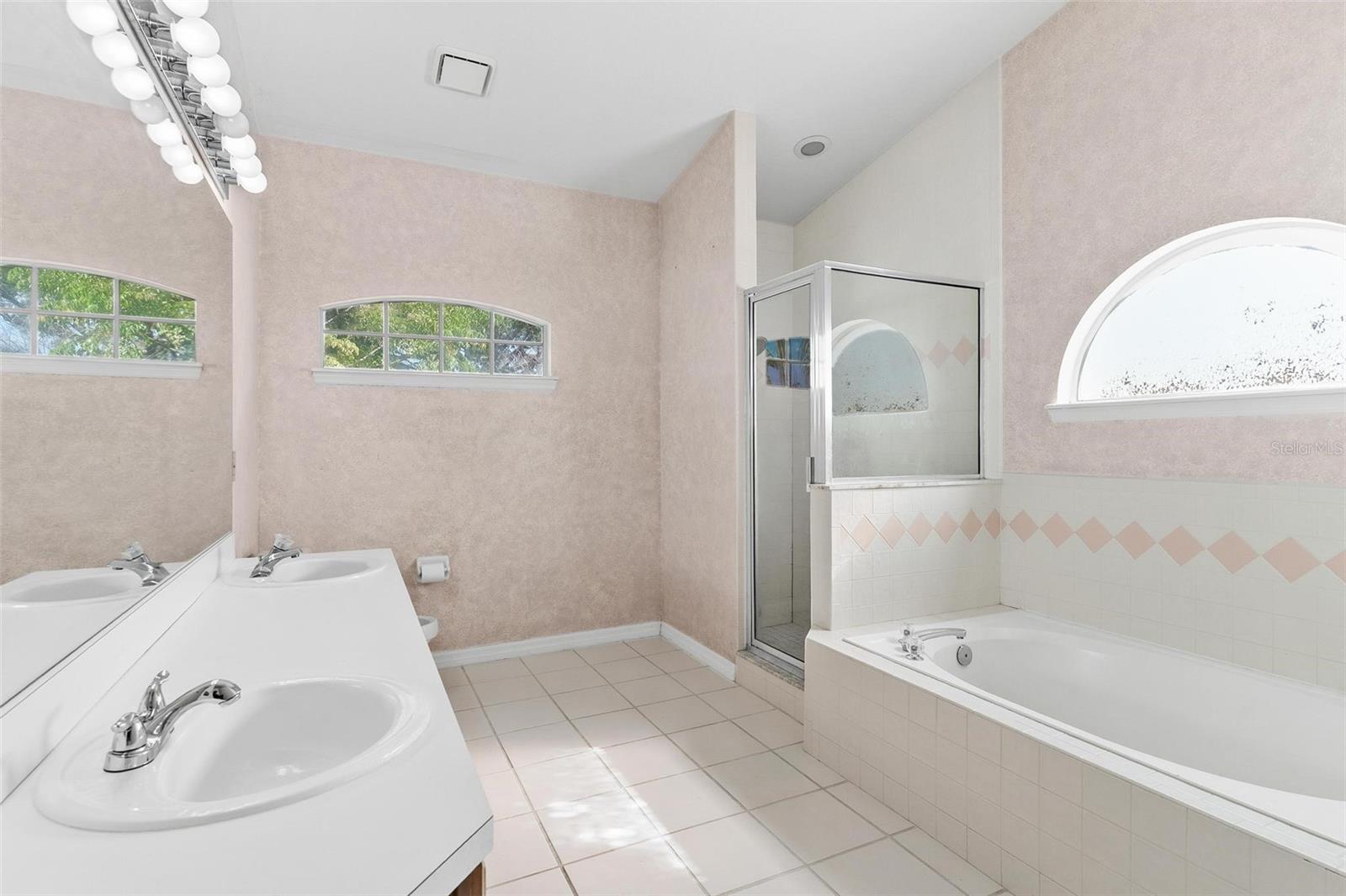 WINTER HILL - Residential