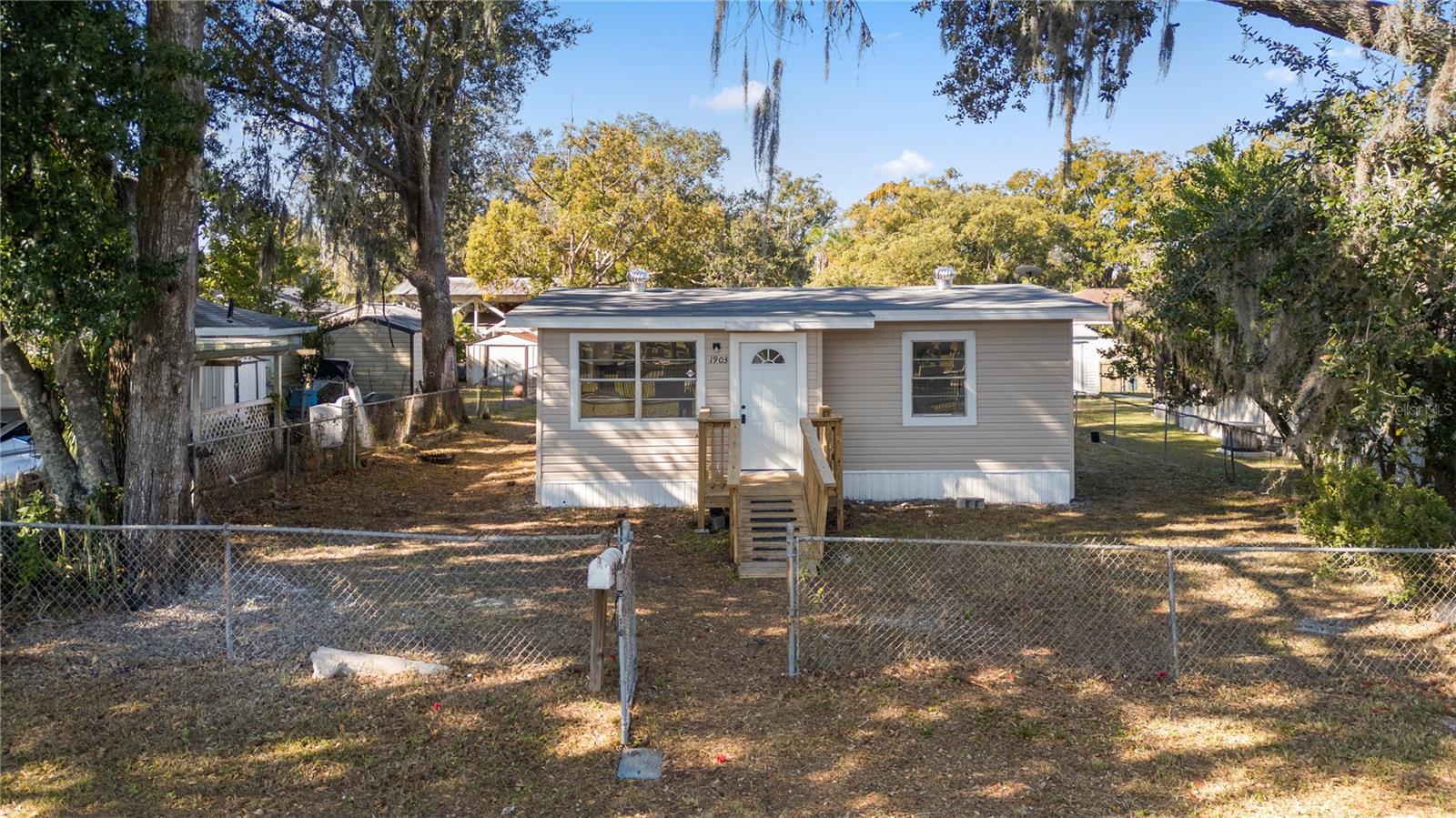 HILLSBORO PARK - Residential