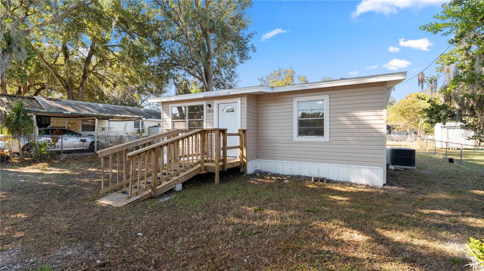 HILLSBORO PARK - Residential