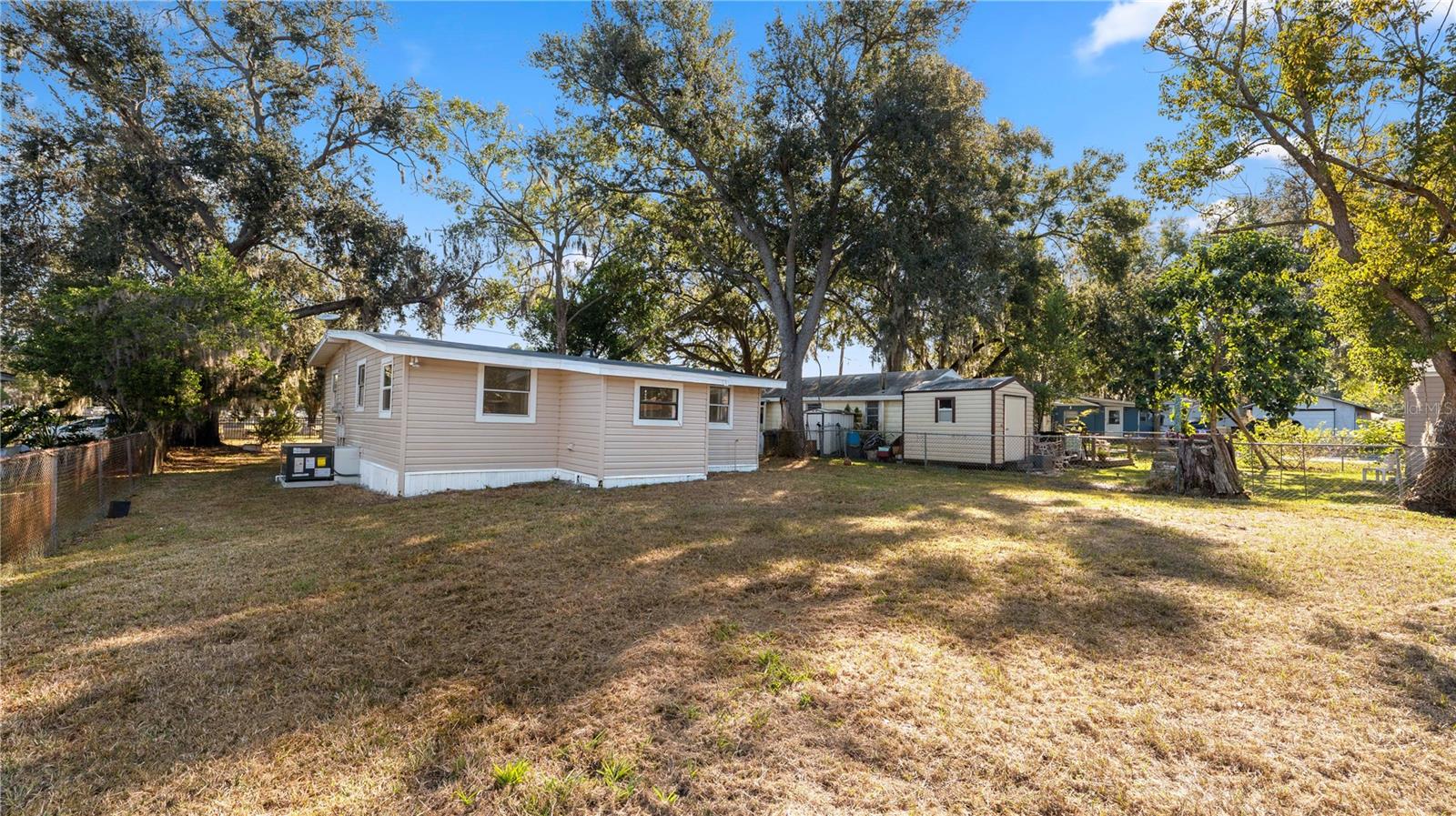 HILLSBORO PARK - Residential