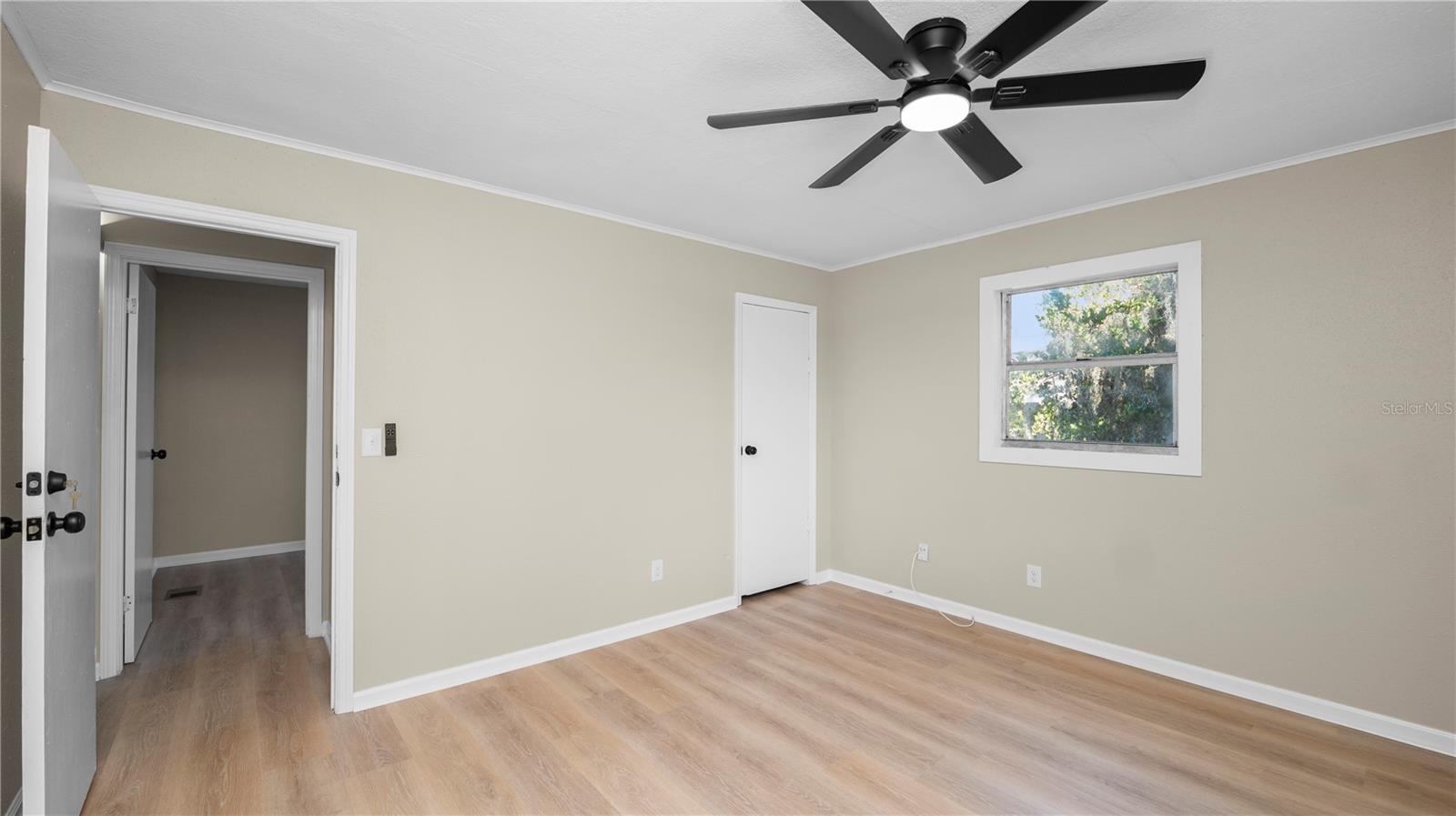 HILLSBORO PARK - Residential