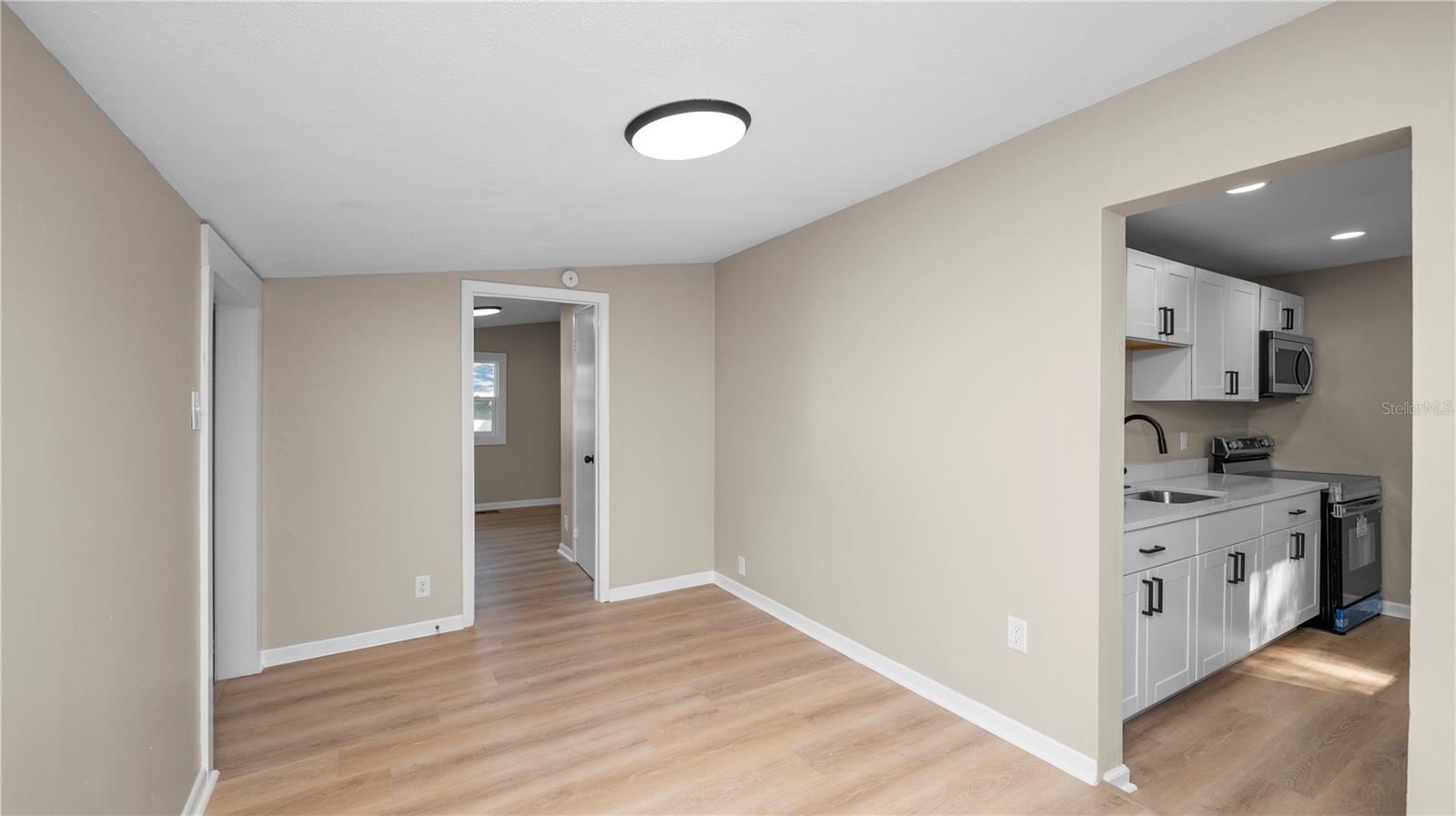 HILLSBORO PARK - Residential