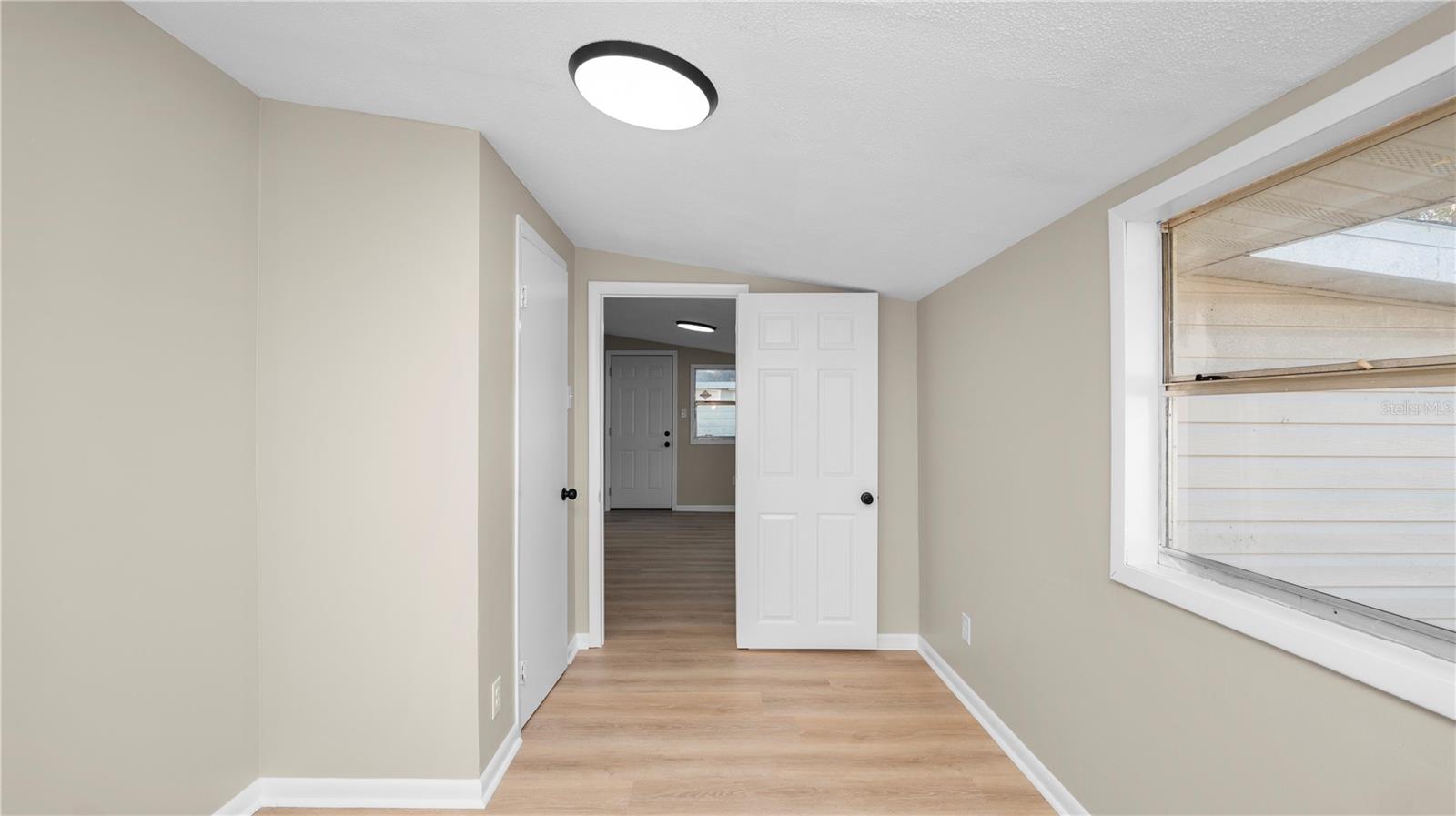 HILLSBORO PARK - Residential