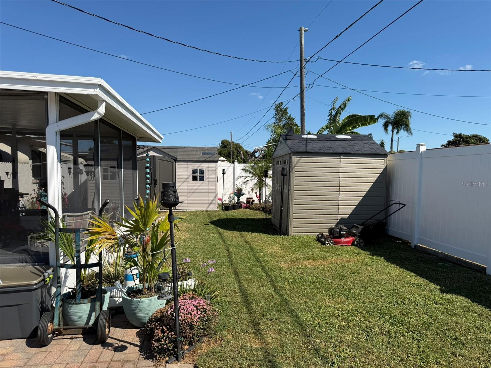 TAHITIAN HOMES - Residential