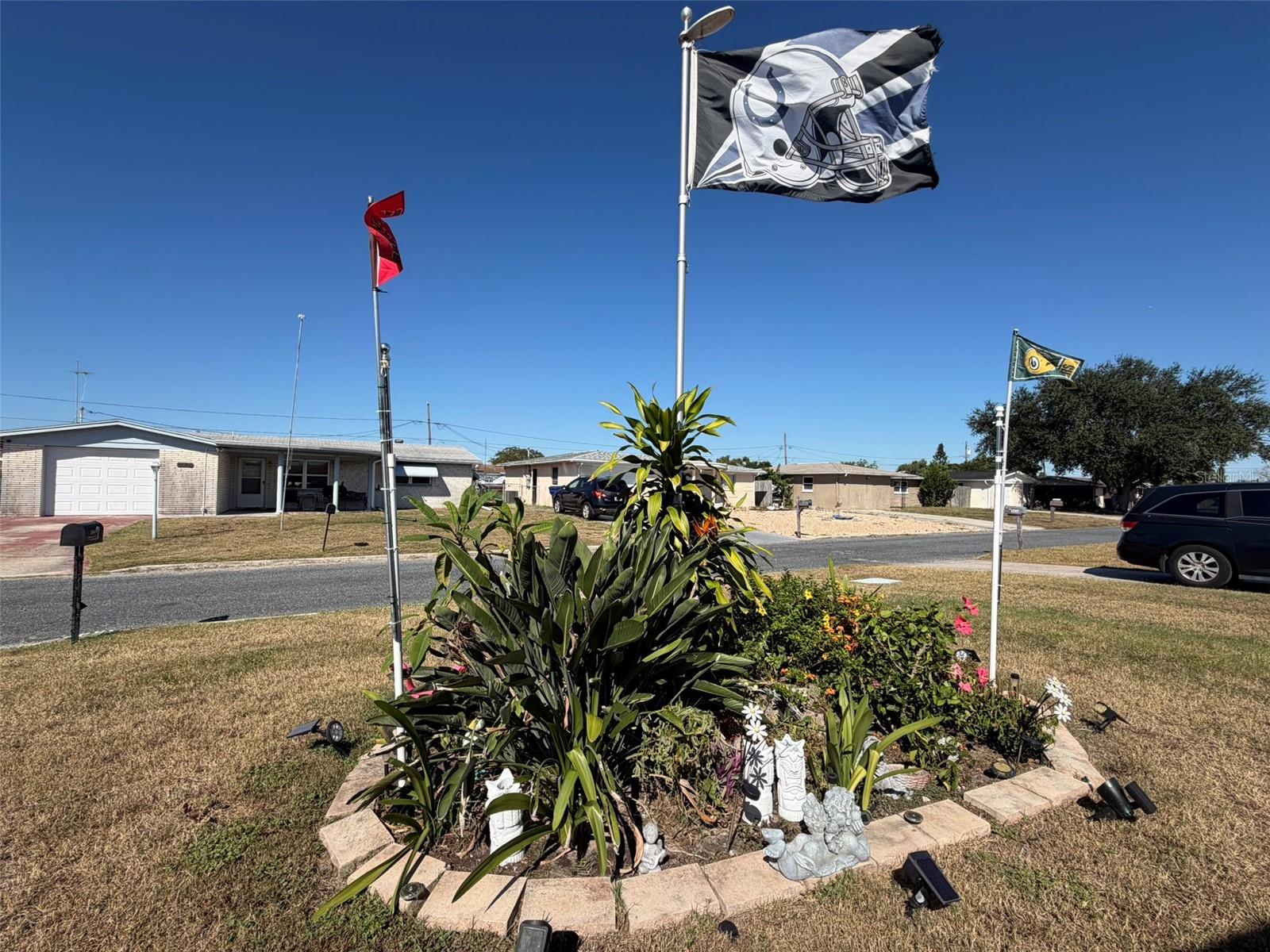 TAHITIAN HOMES - Residential