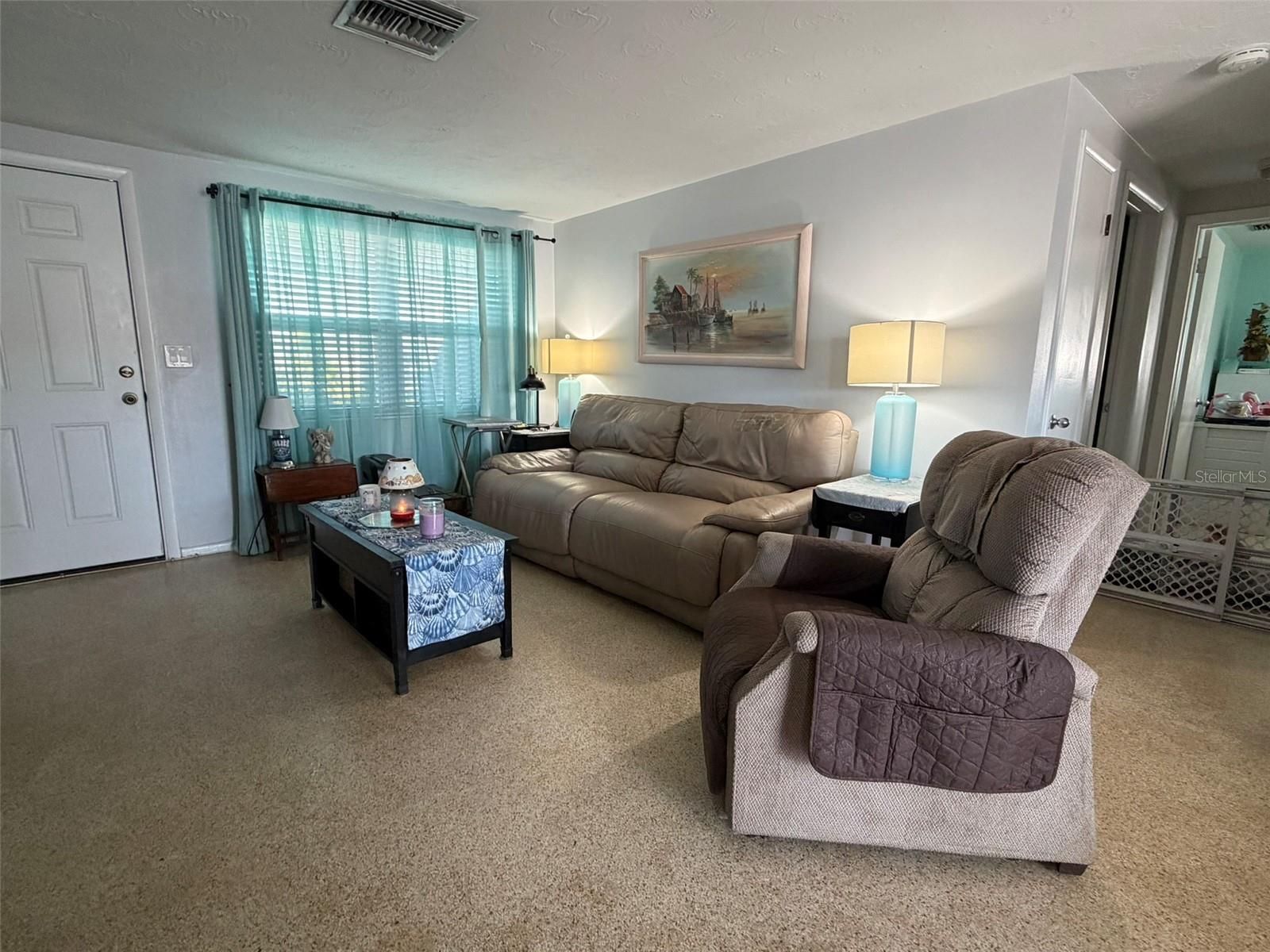 TAHITIAN HOMES - Residential