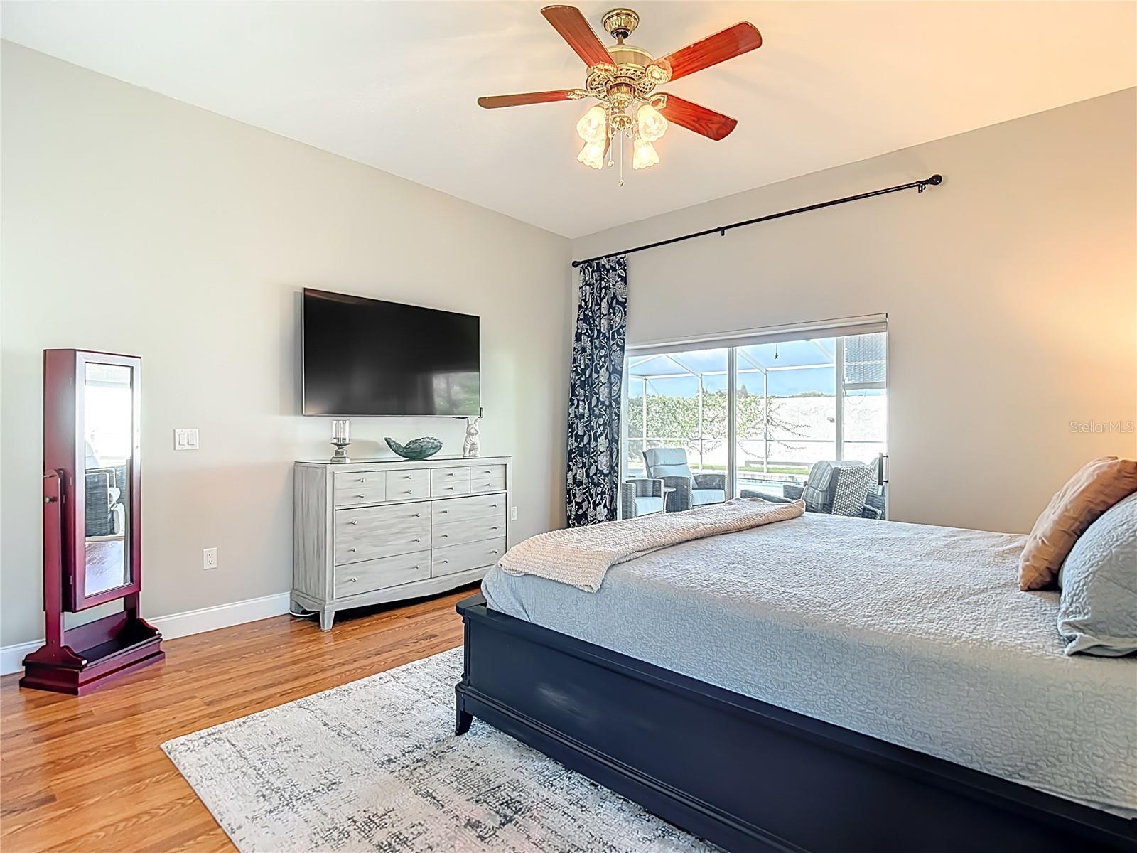 STONEGATE - Residential