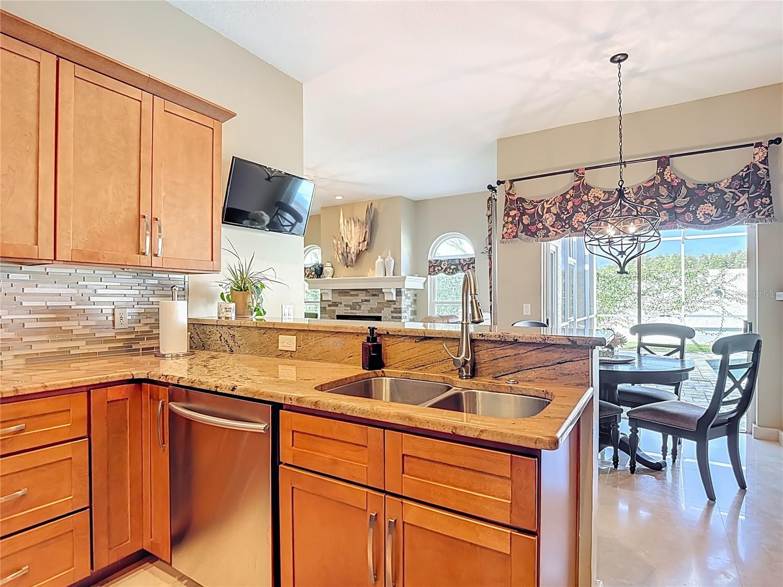 STONEGATE - Residential