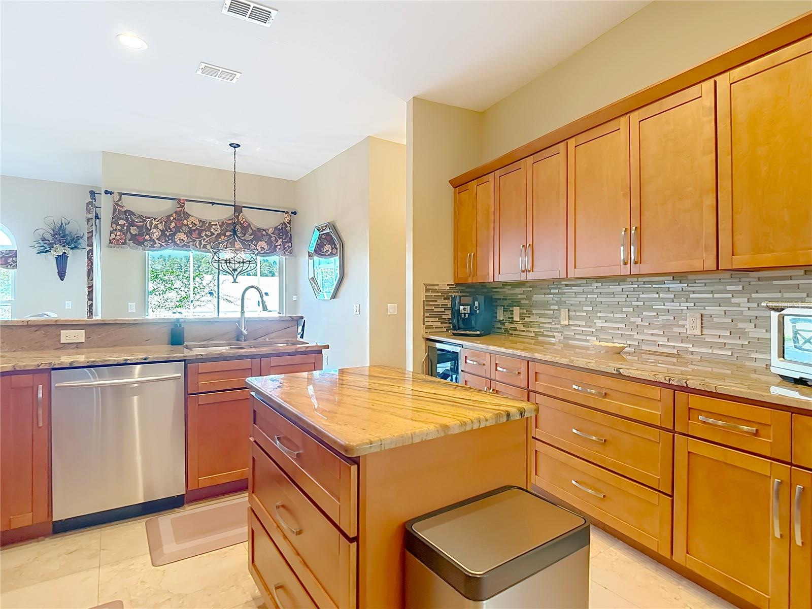 STONEGATE - Residential