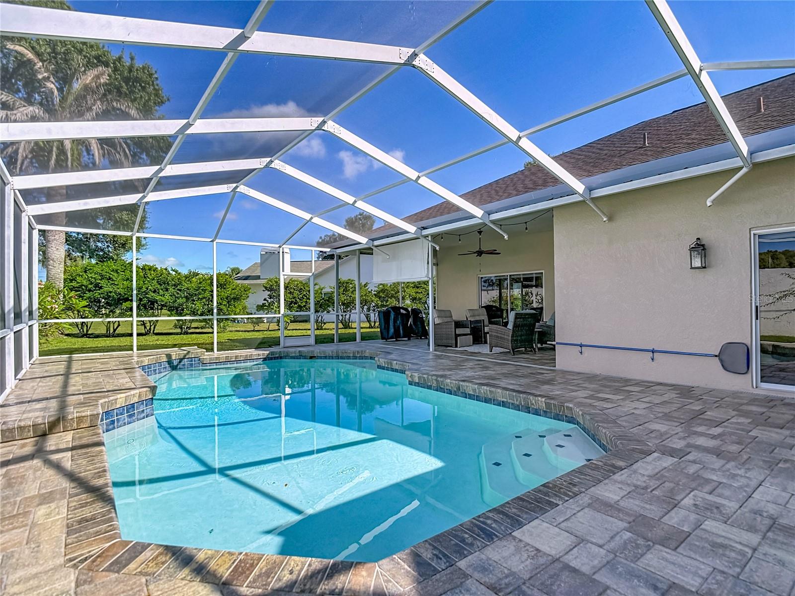 STONEGATE - Residential