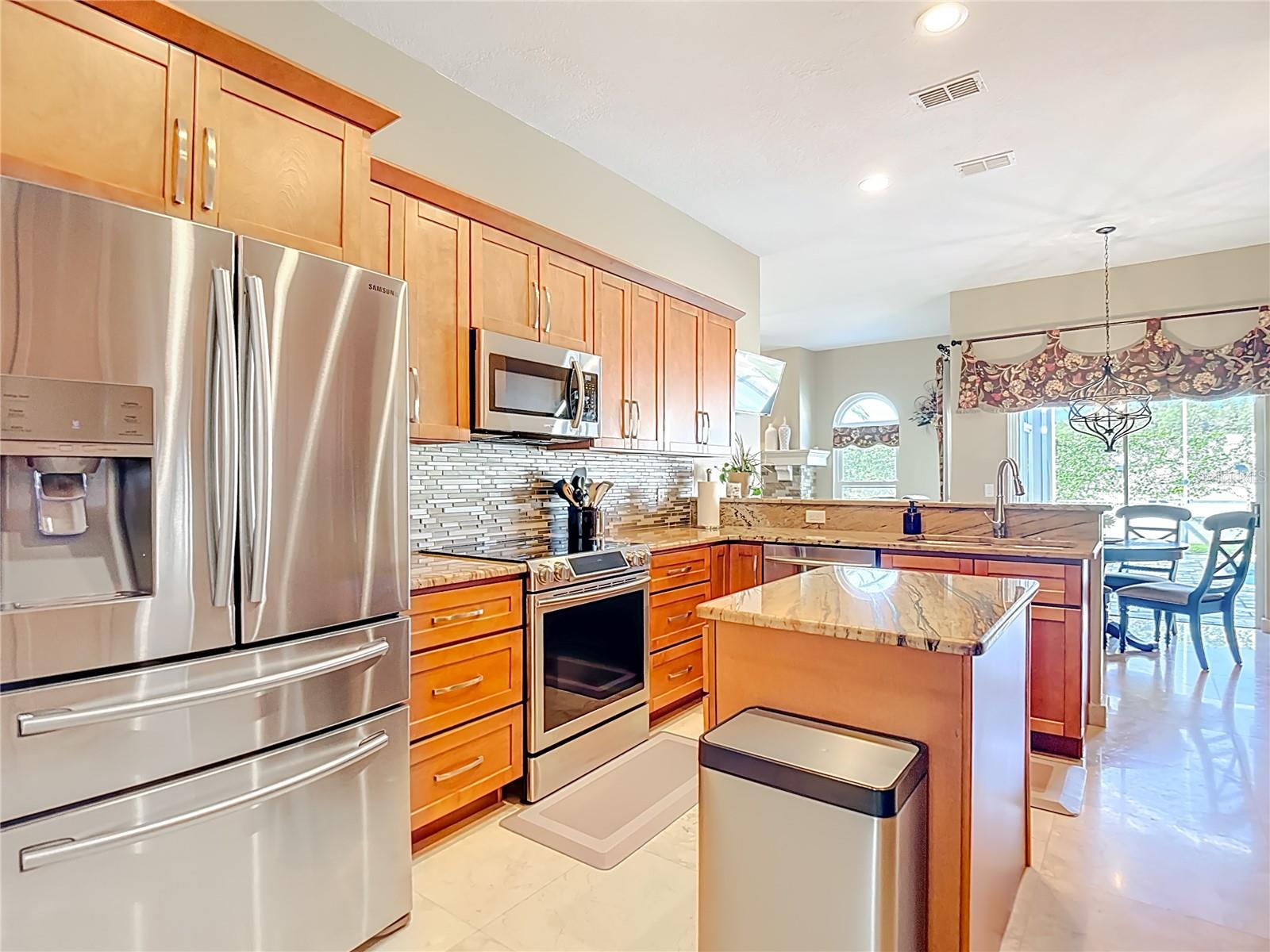 STONEGATE - Residential