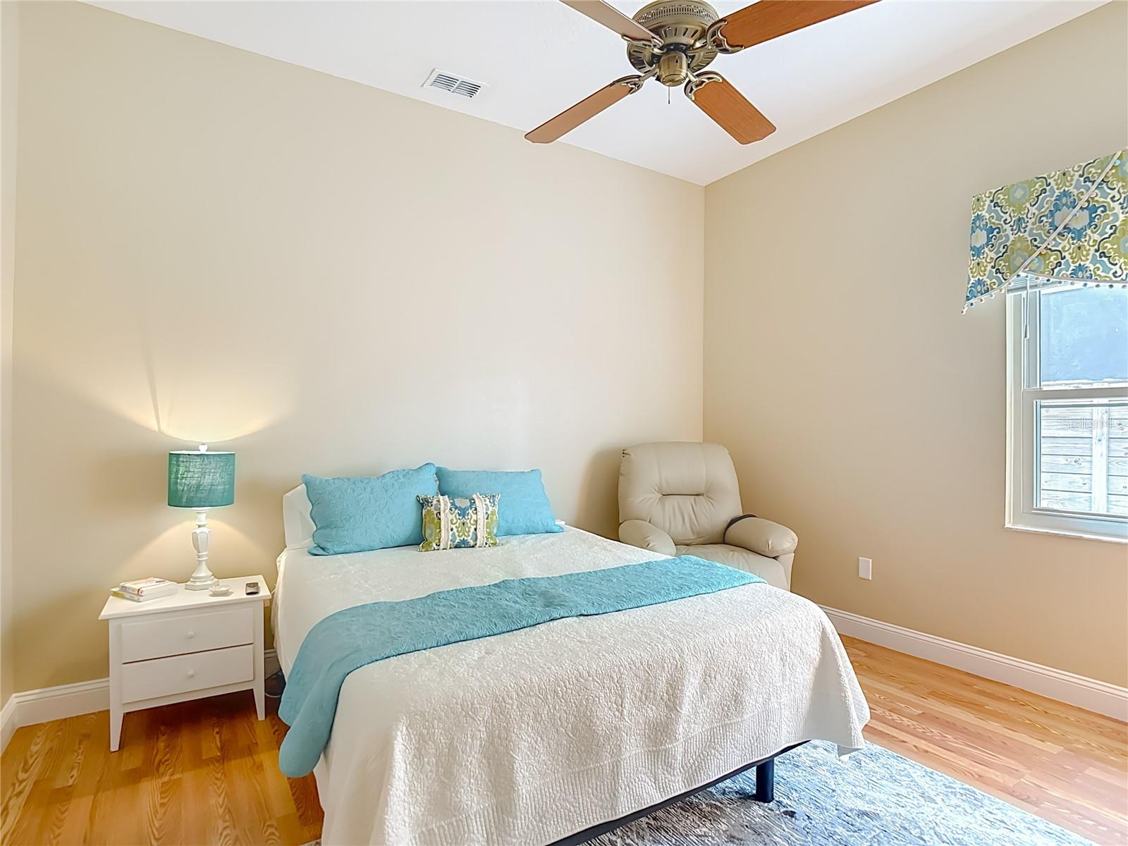 STONEGATE - Residential