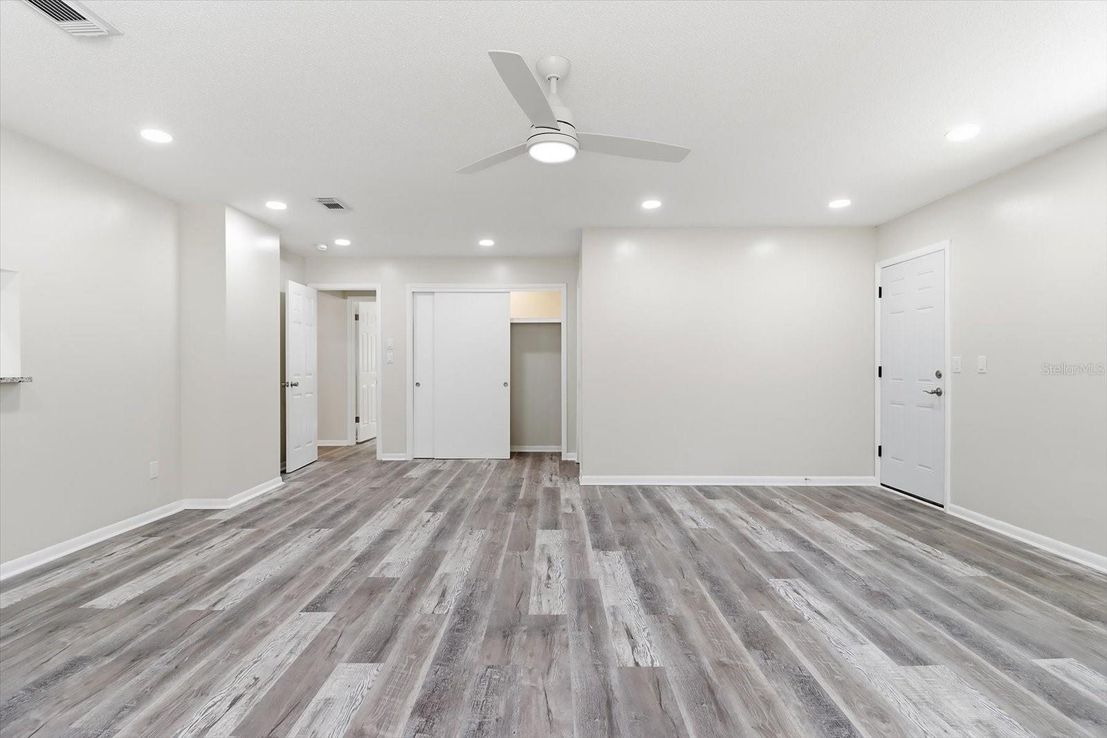 KENSINGTON ESTATES UNIT 01 - Residential