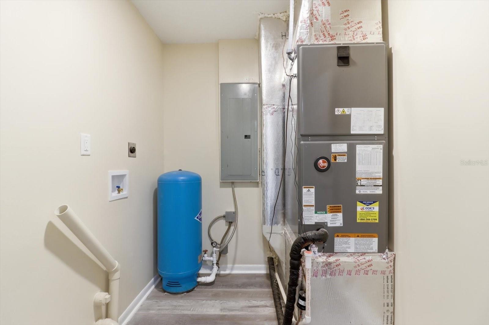 KENSINGTON ESTATES UNIT 01 - Residential