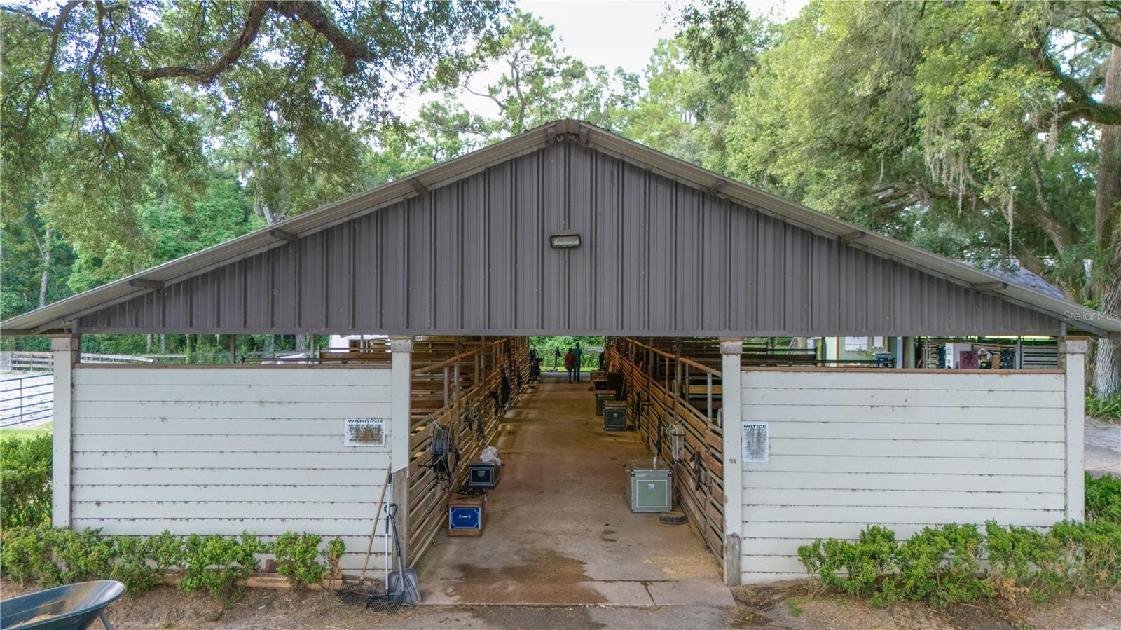 VALLEY VIEW FARM - Farm