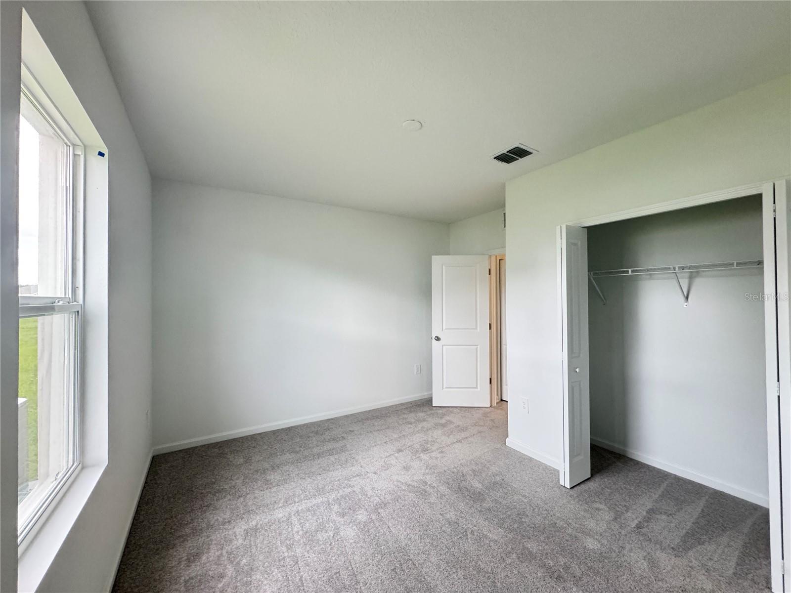 HUNT CLUB AT LAKE WALES PHASE 1 - Residential Lease