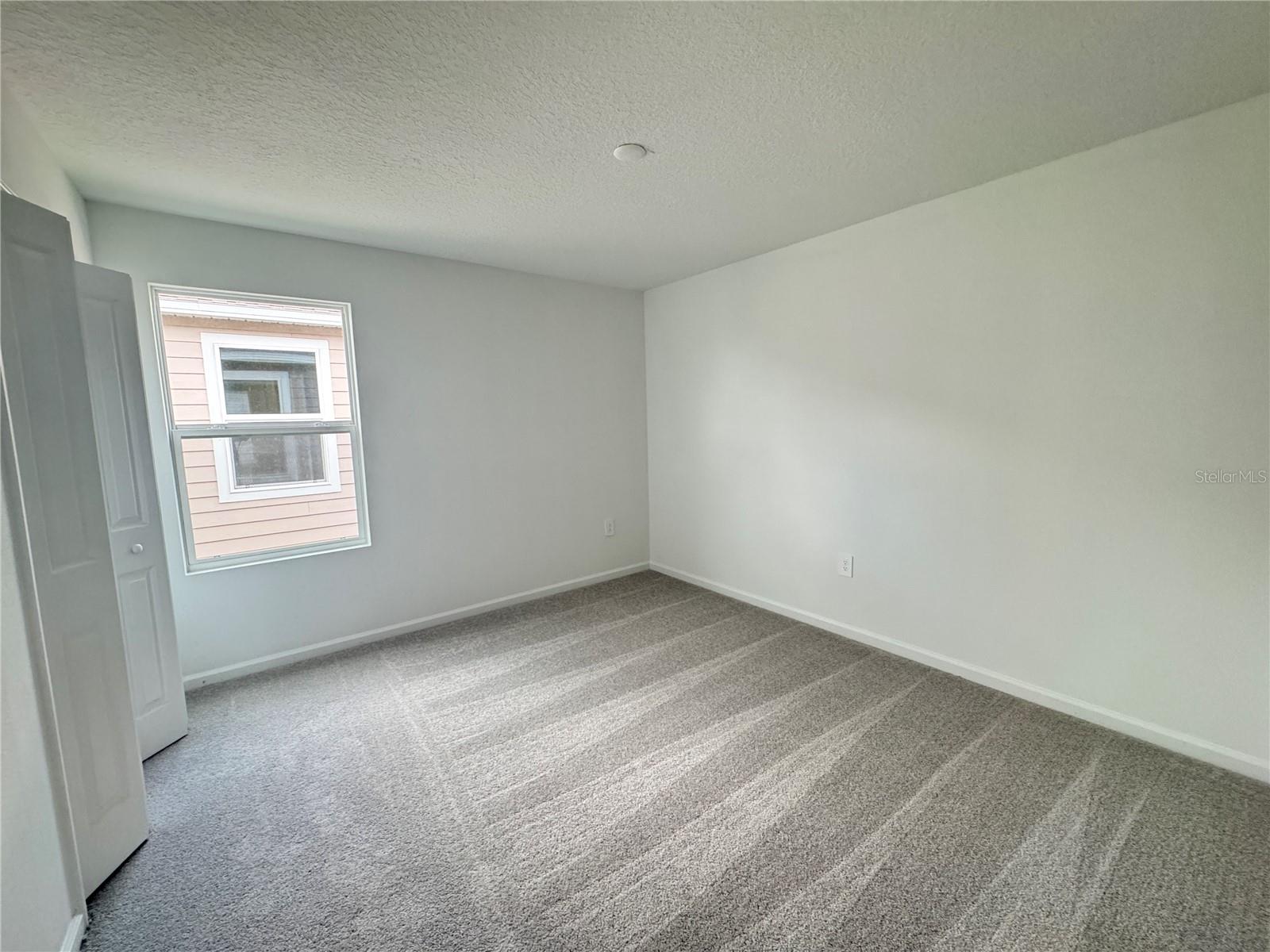 HUNT CLUB AT LAKE WALES PHASE 1 - Residential Lease