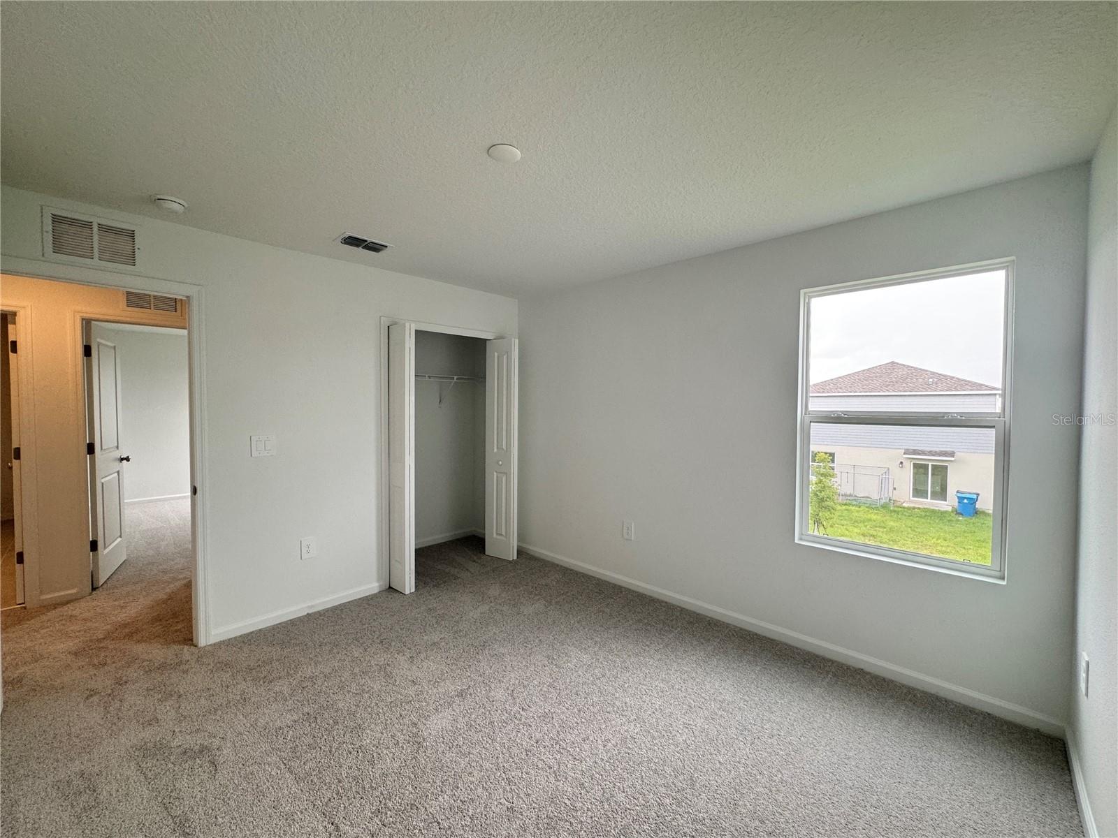 HUNT CLUB AT LAKE WALES PHASE 1 - Residential Lease