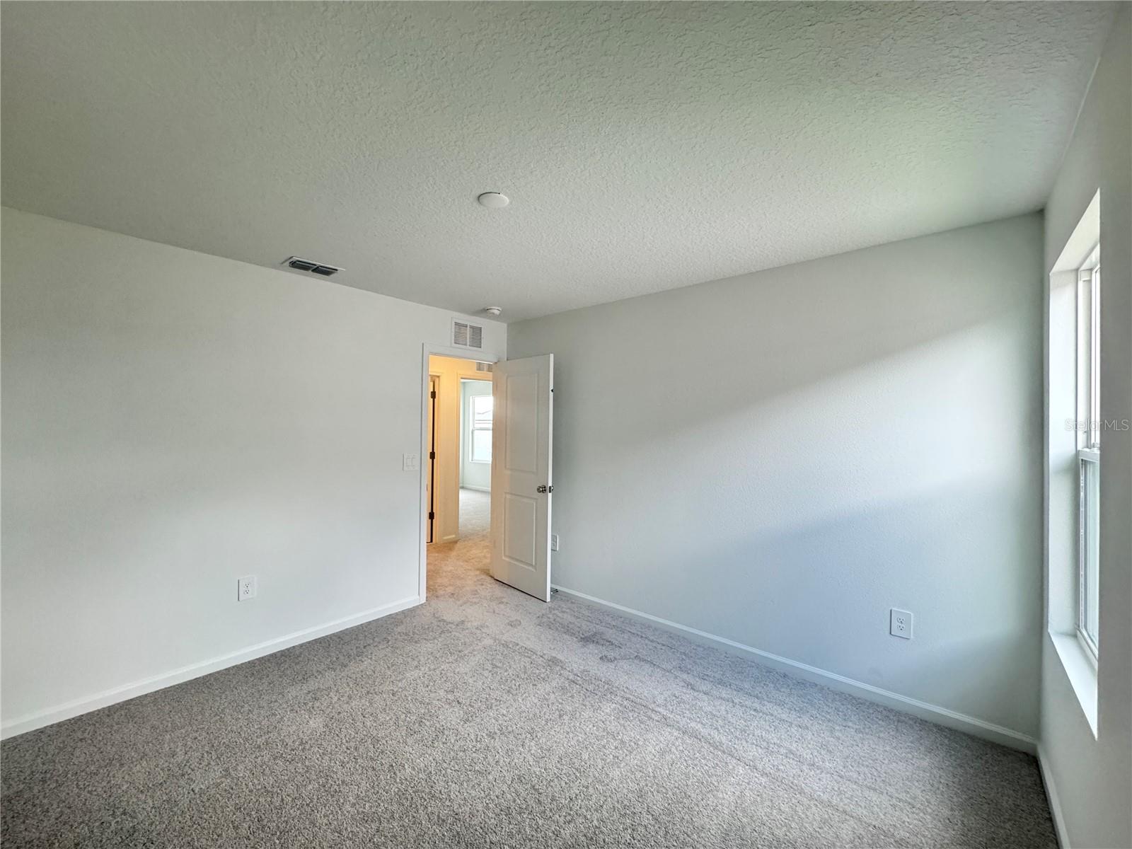 HUNT CLUB AT LAKE WALES PHASE 1 - Residential Lease