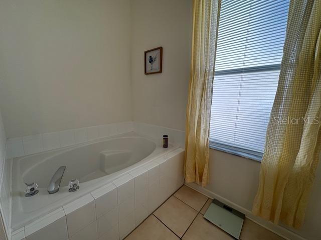 WYNDHAM PALMS PH 1B - Residential Lease